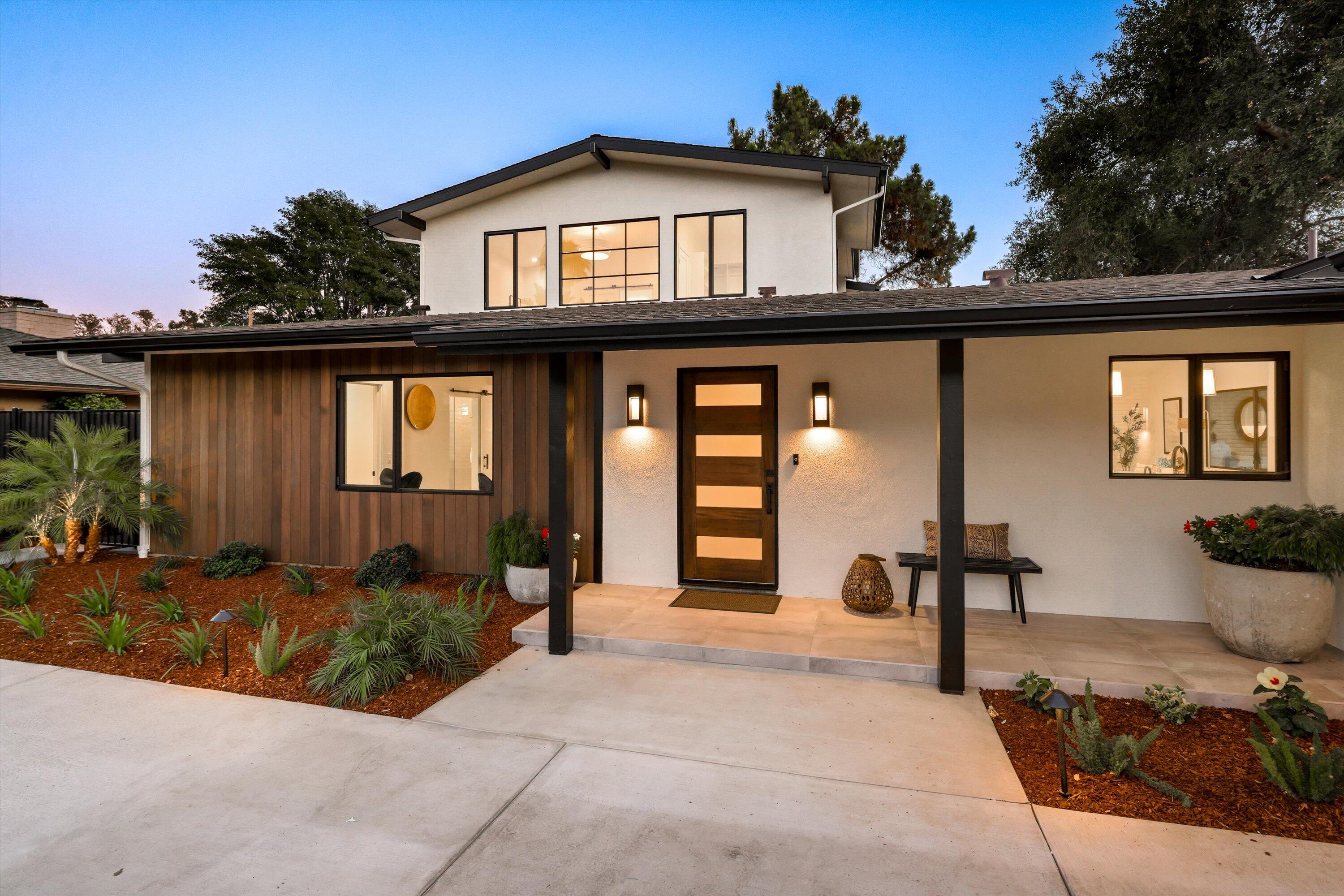 Santa Barbara, California 93111, United States, 5 Bedrooms Bedrooms, ,6 BathroomsBathrooms,Residential,Active,199463