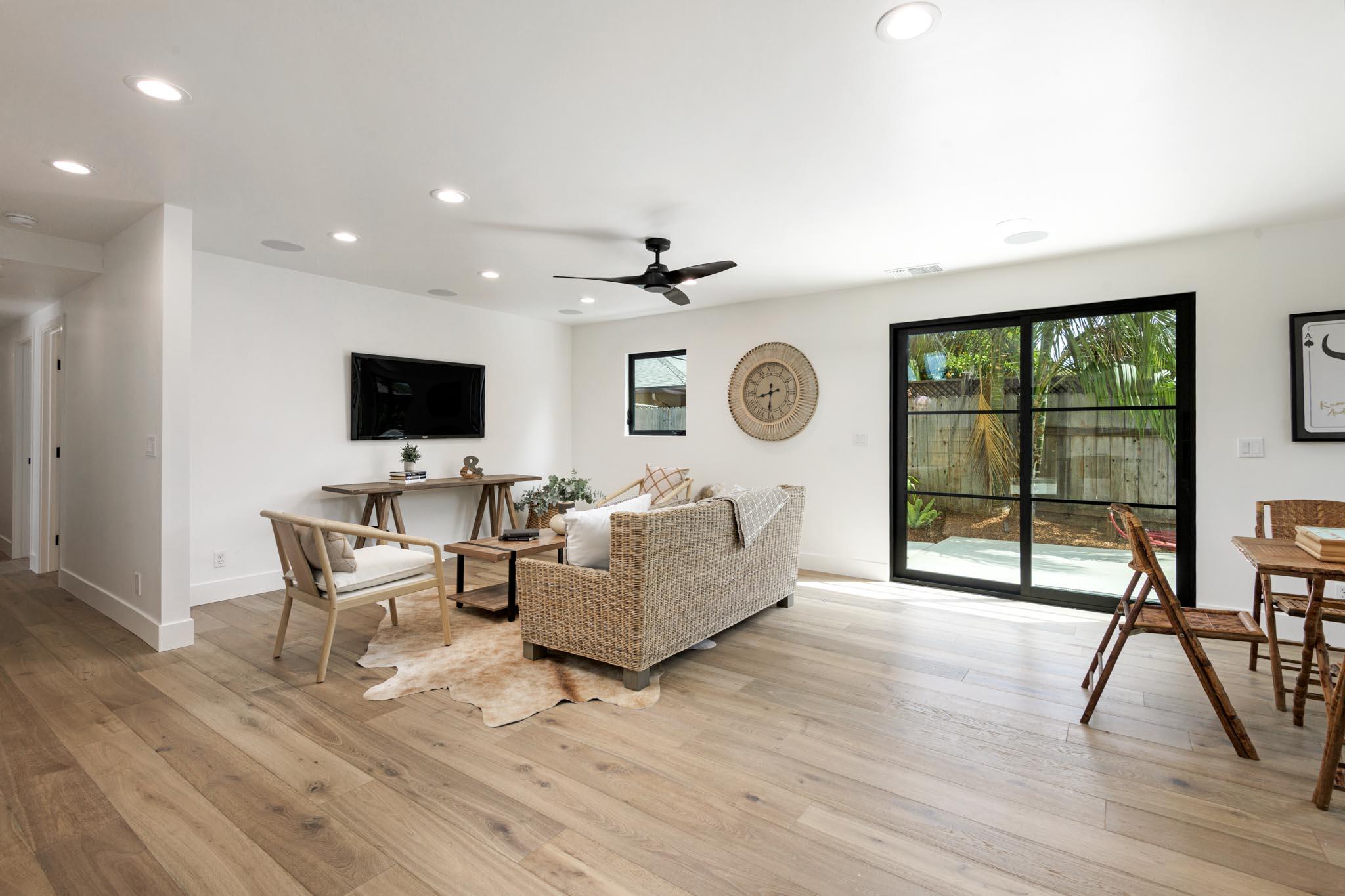 Santa Barbara, California 93111, United States, 5 Bedrooms Bedrooms, ,6 BathroomsBathrooms,Residential,Active,199463