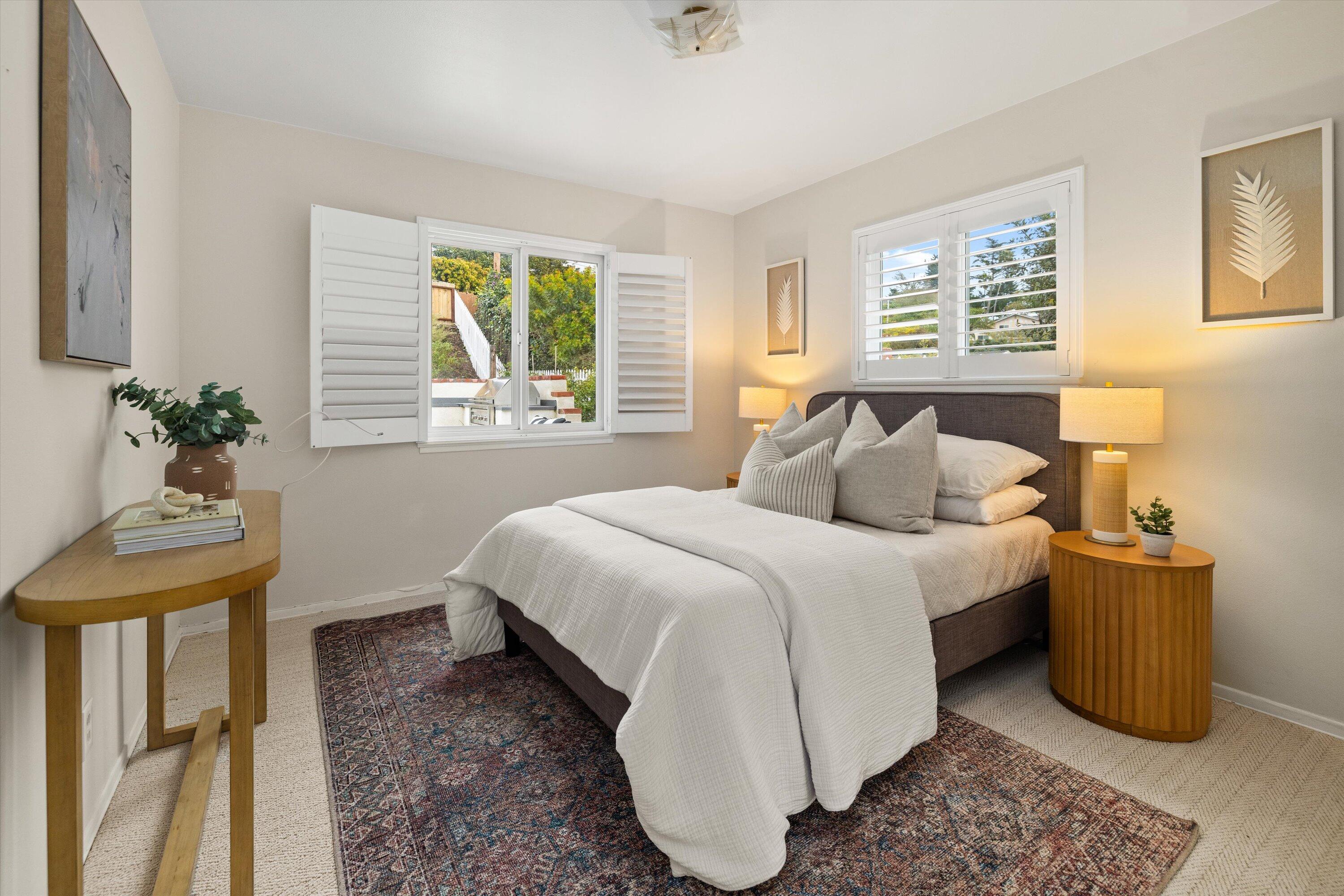 Santa Barbara, California 93109, United States, 3 Bedrooms Bedrooms, ,2 BathroomsBathrooms,Residential,Active,88534