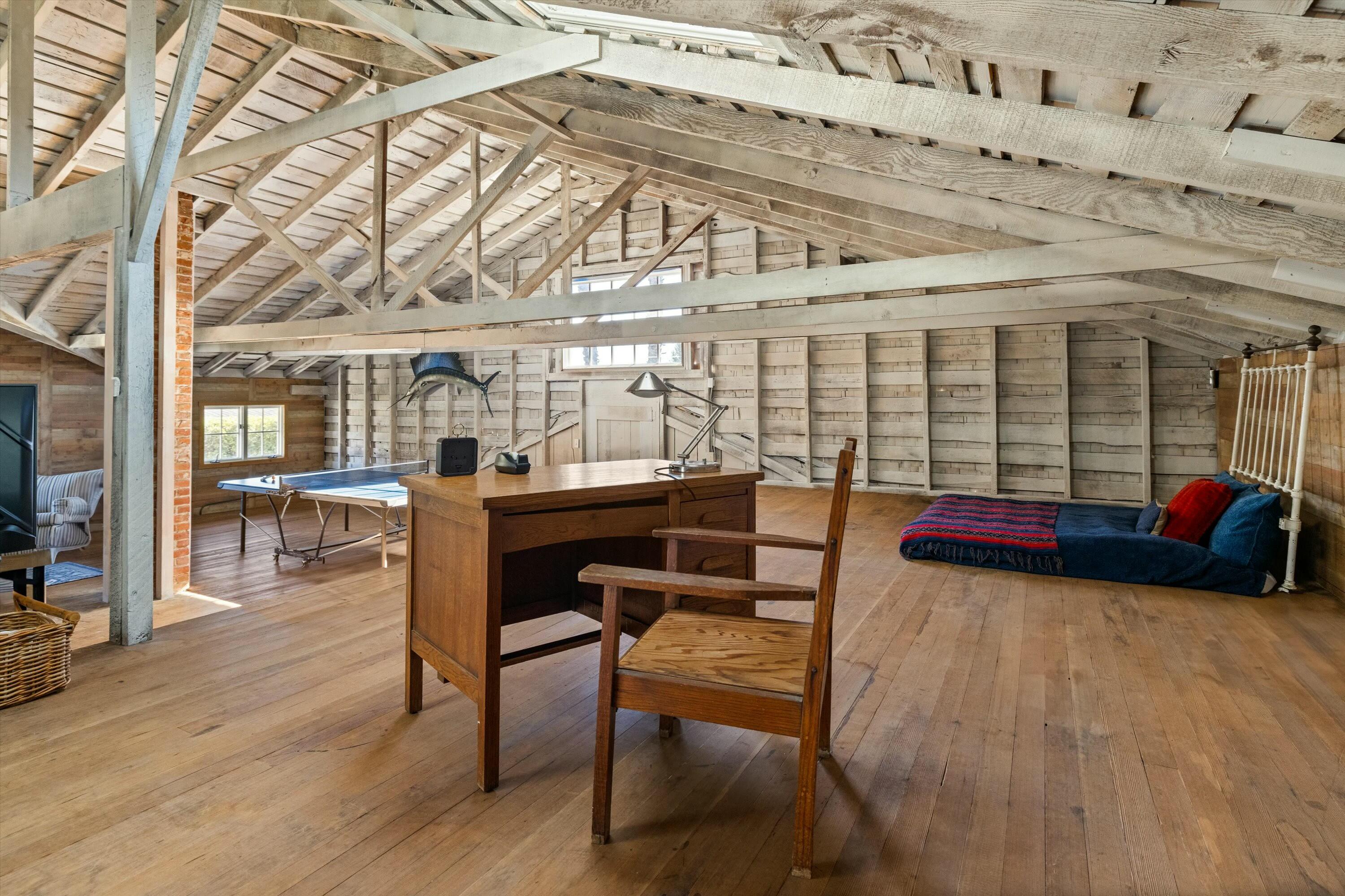 Santa Barbara, California 93110, United States, 5 Bedrooms Bedrooms, ,3 BathroomsBathrooms,Residential,Pending,1959