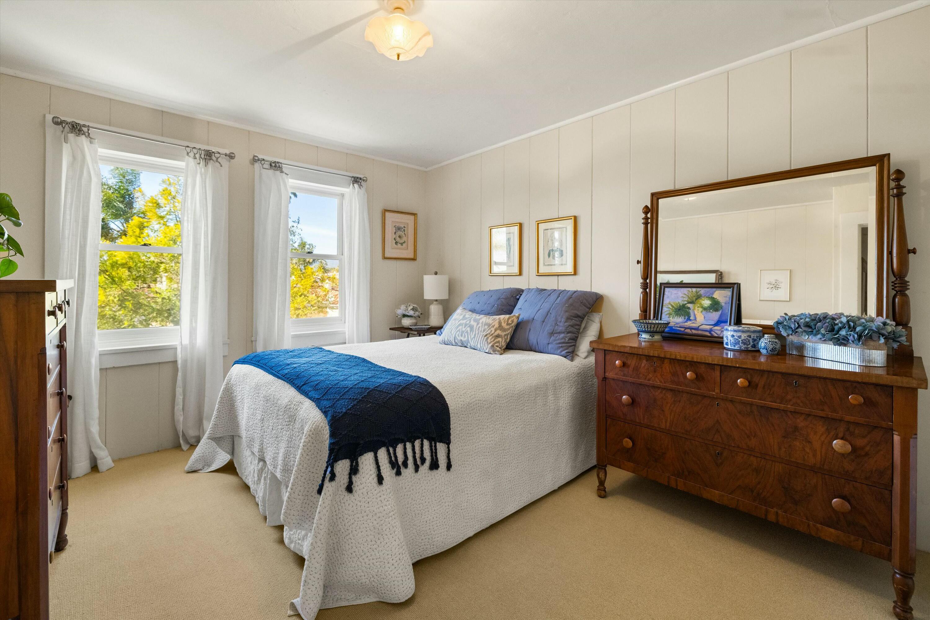 Santa Barbara, California 93110, United States, 5 Bedrooms Bedrooms, ,3 BathroomsBathrooms,Residential,Pending,1959