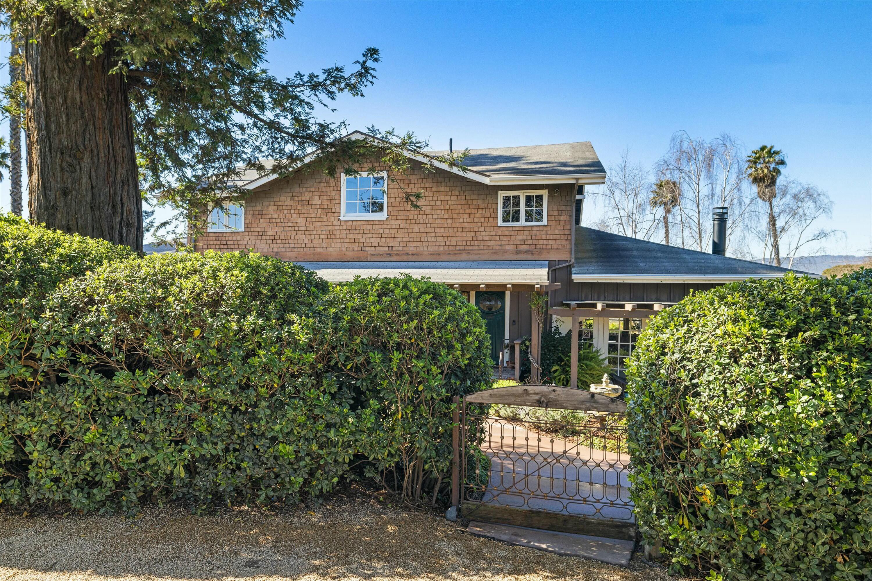 Santa Barbara, California 93110, United States, 5 Bedrooms Bedrooms, ,3 BathroomsBathrooms,Residential,Pending,1959