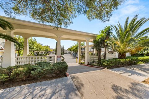 1825 Chapala SANTA BARBARA CA 93101