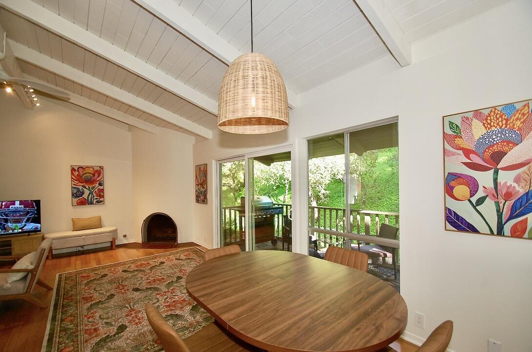 2648 State Street 32