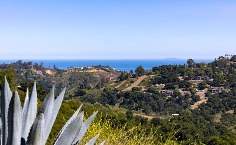 930 W Mountain Drive SANTA BARBARA CA 93103