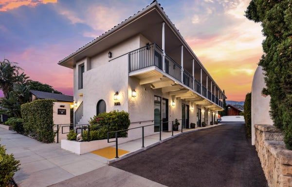 1018 GARDEN ST, SANTA BARBARA, CA 93101 - Image 4aee021cbadbe4d5f77004b232be6dc4/262304797