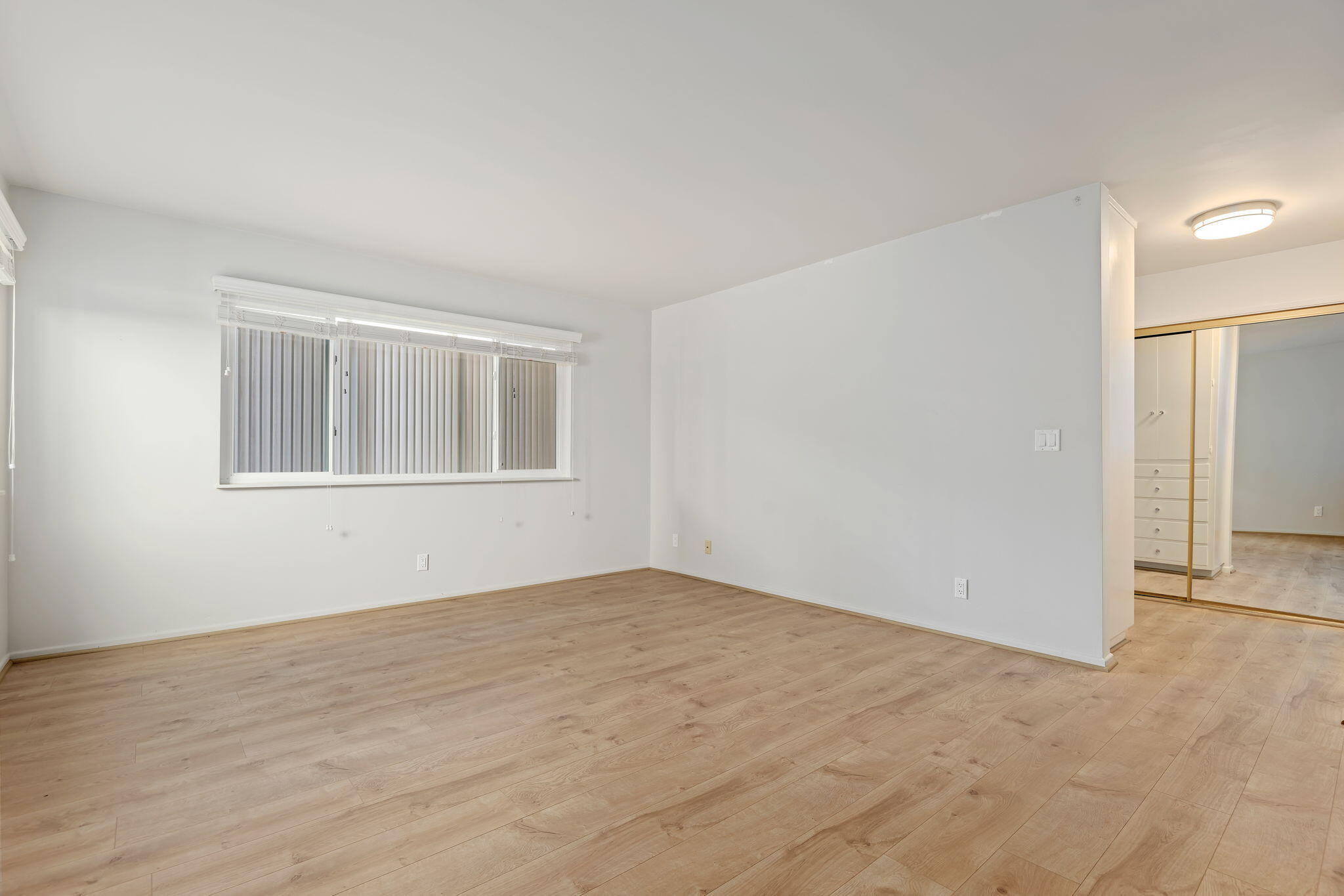 Santa Barbara, California 93105, United States, 3 Bedrooms Bedrooms, ,2 BathroomsBathrooms,Residential,Active,200067