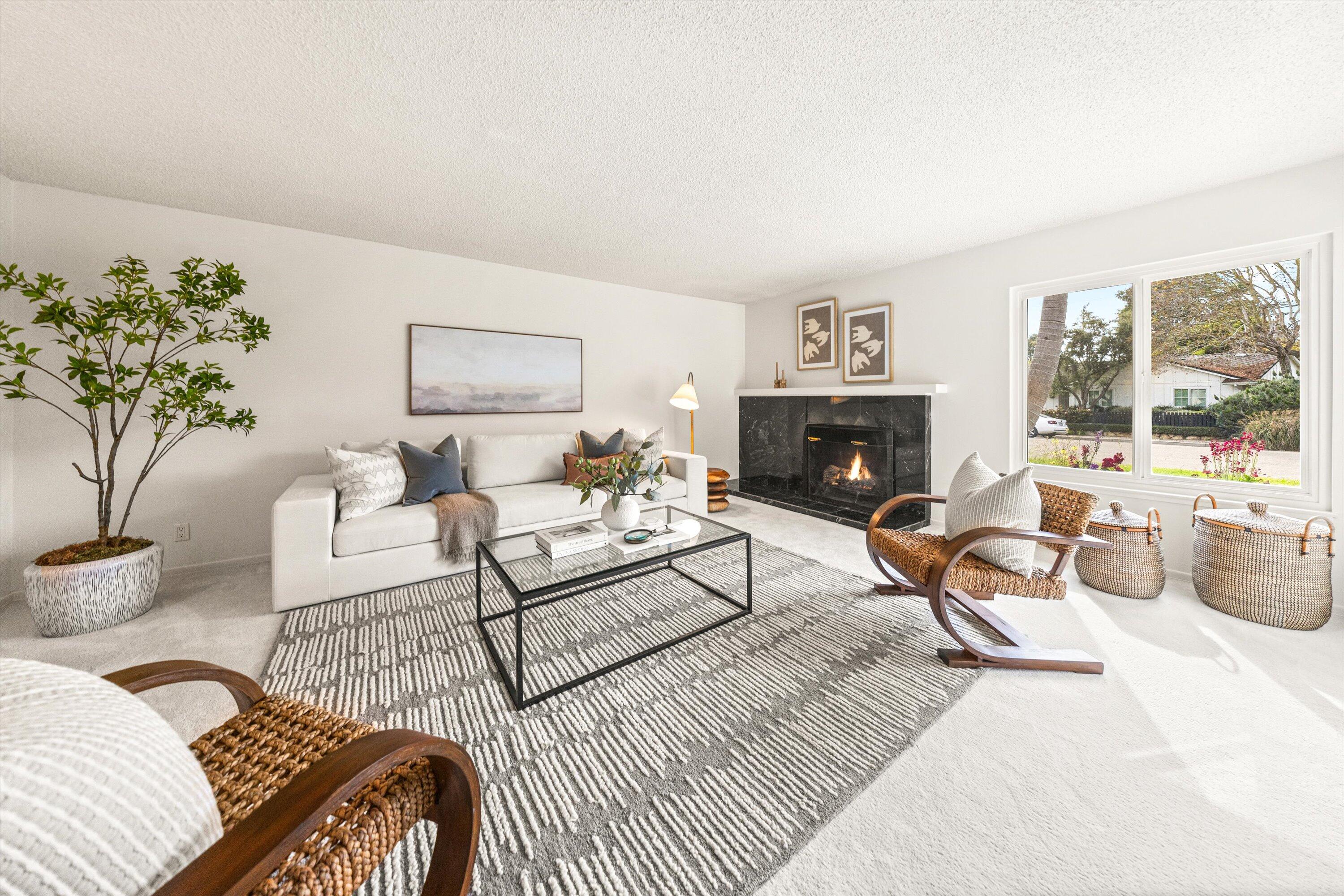 Santa Barbara, California 93110, United States, 4 Bedrooms Bedrooms, ,3 BathroomsBathrooms,Residential,Pending,117912