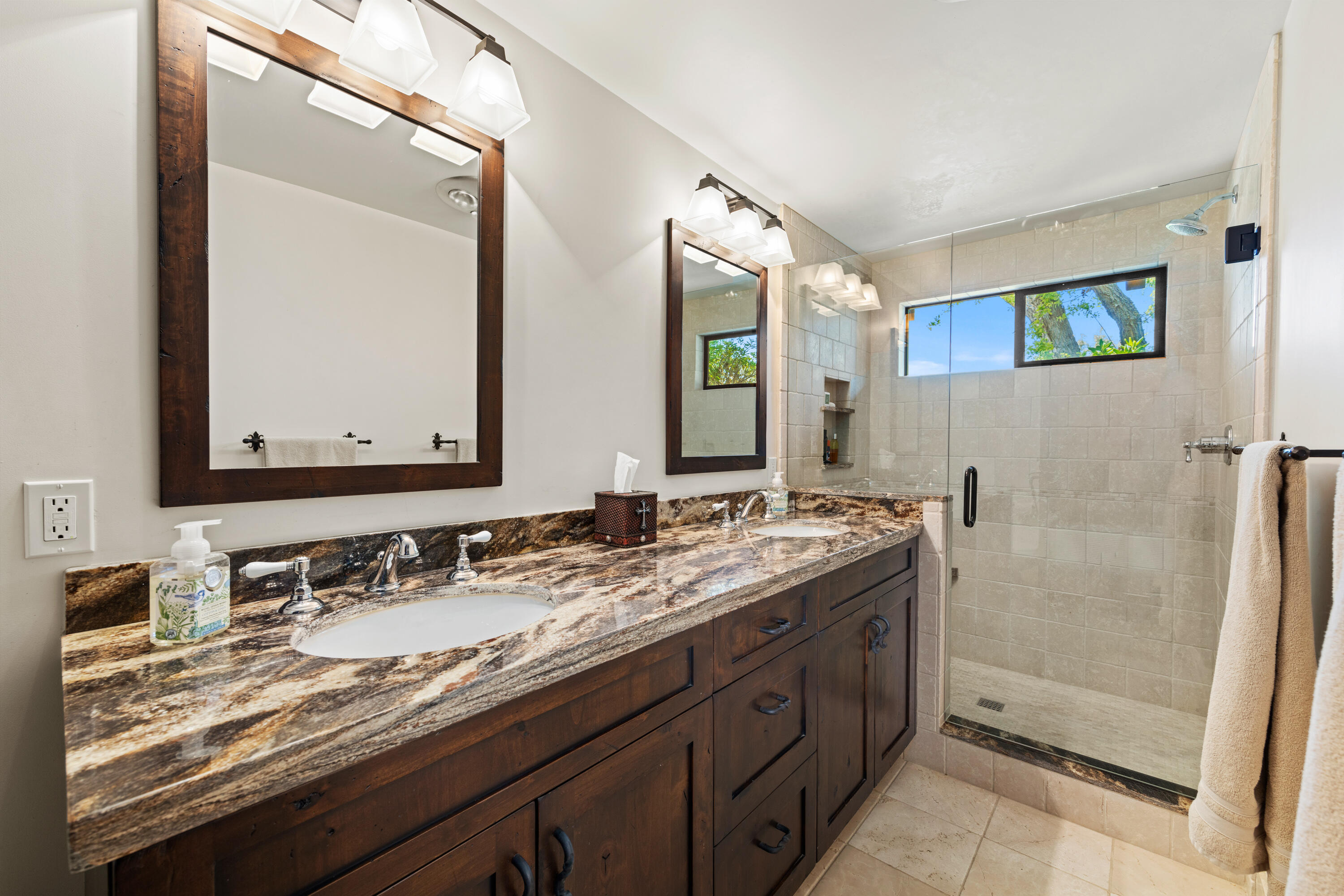 Santa Ynez, California 93460, United States, 3 Bedrooms Bedrooms, ,3 BathroomsBathrooms,Residential,Active,108907