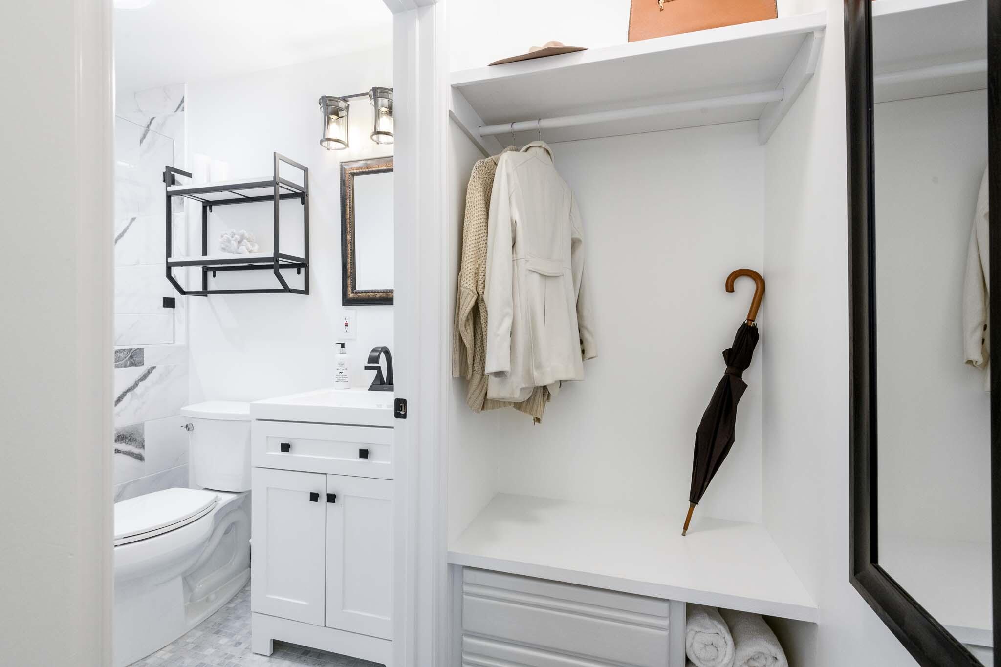 Goleta, California 93117, United States, 1 Bedroom Bedrooms, ,1 BathroomBathrooms,Residential,Active,201979