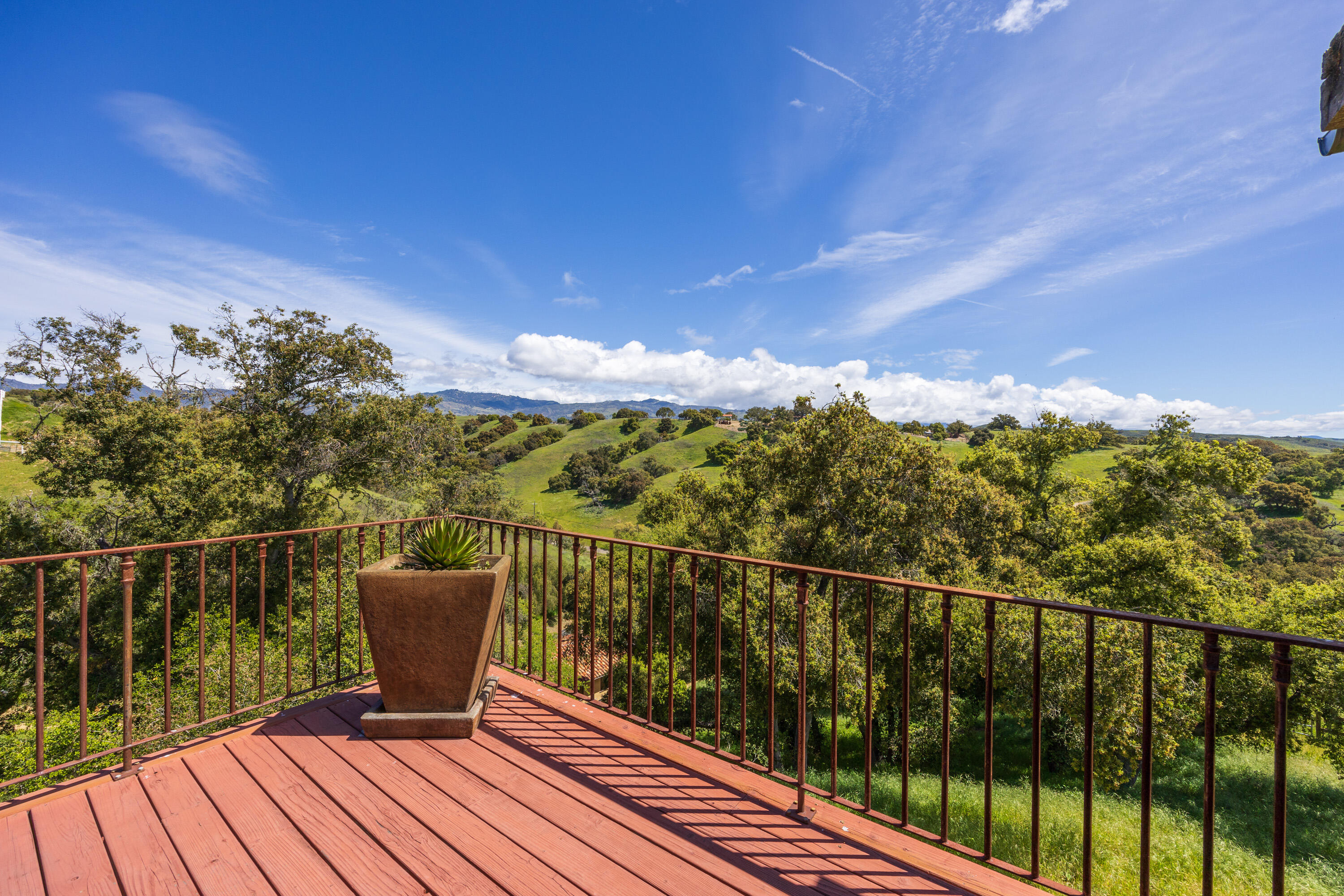 Santa Ynez, California 93460, United States, 3 Bedrooms Bedrooms, ,3 BathroomsBathrooms,Residential,Active,241028