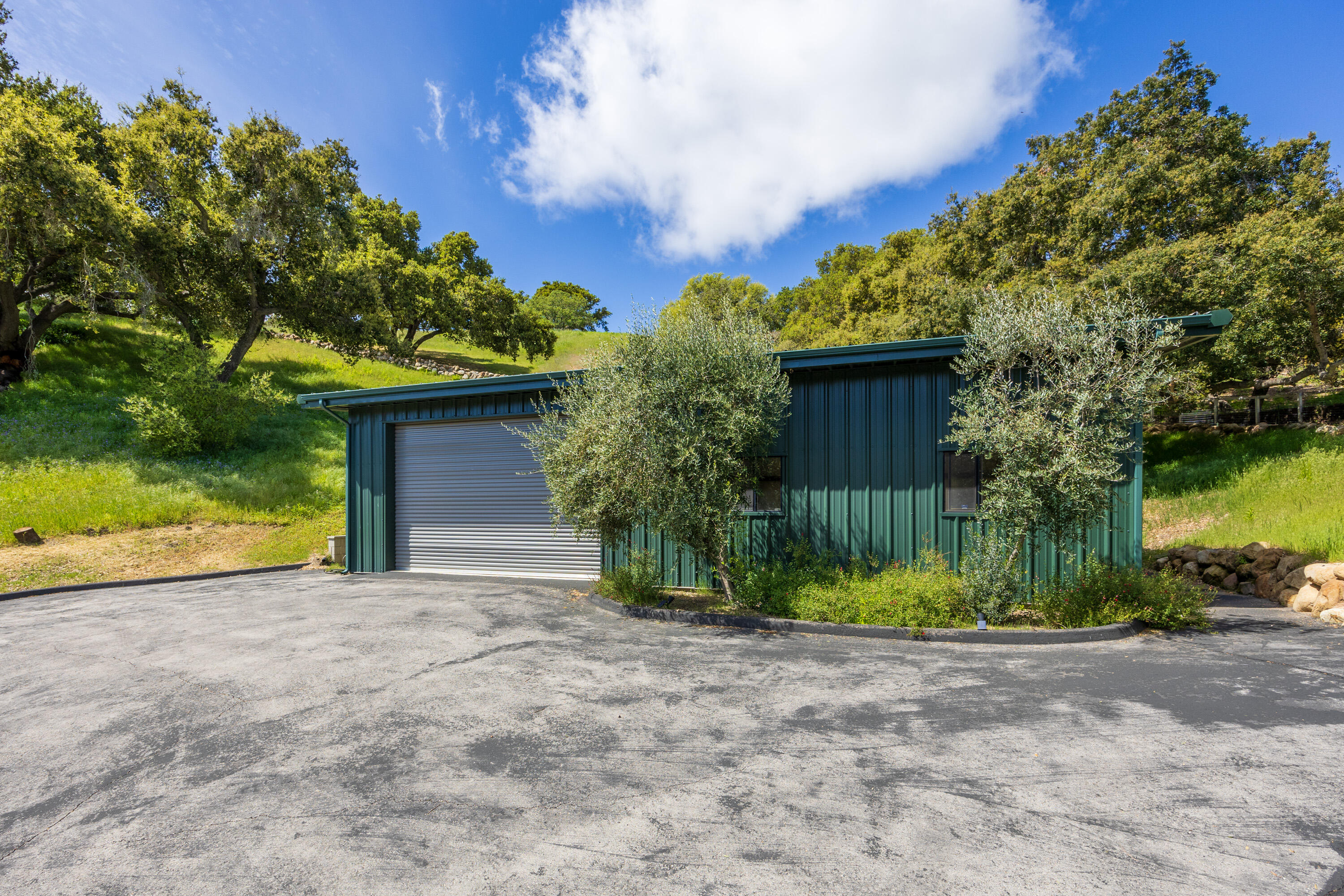 Santa Ynez, California 93460, United States, 3 Bedrooms Bedrooms, ,3 BathroomsBathrooms,Residential,Active,241028