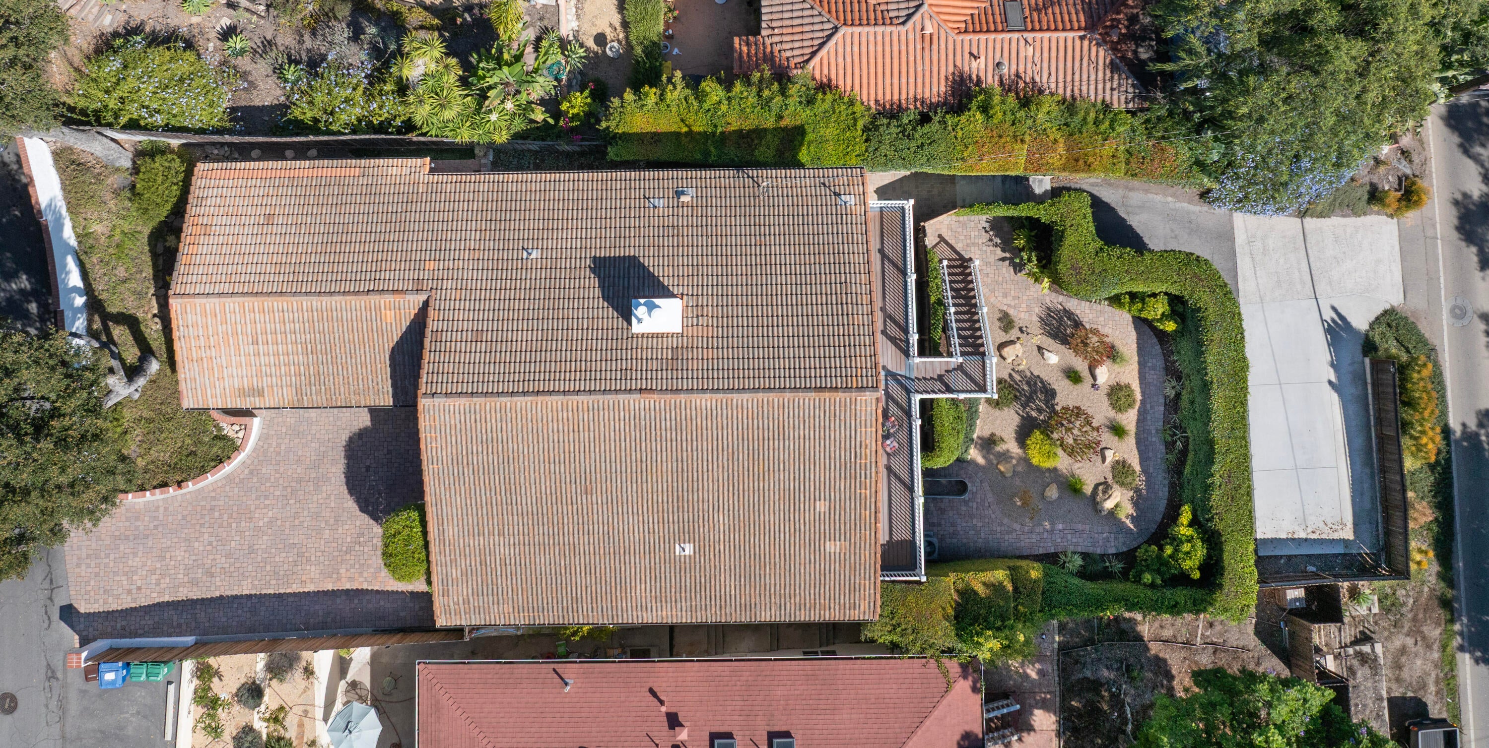 2937 Glen Albyn Drive