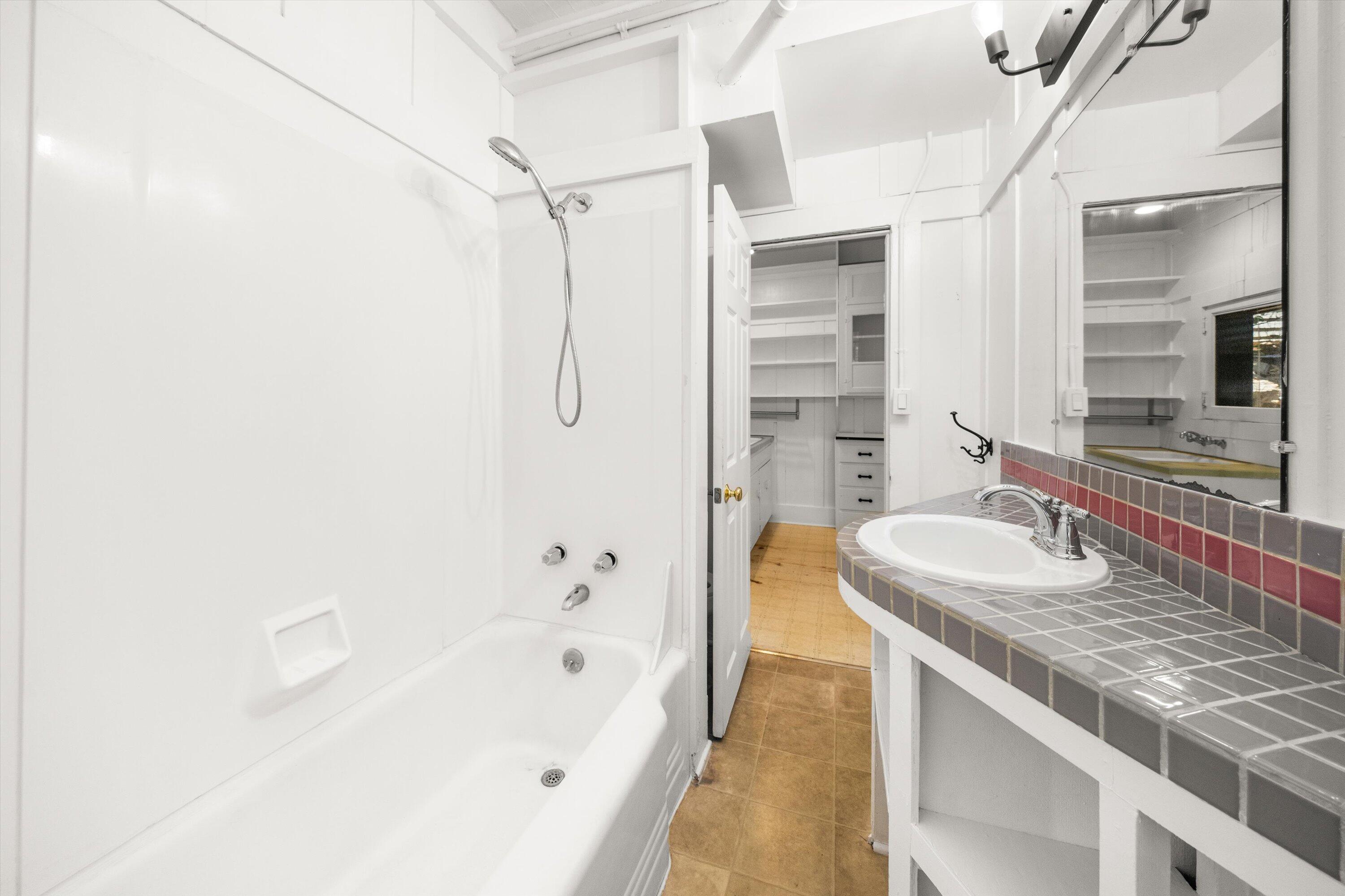 Santa Barbara, California 93103, United States, ,Residential,Active,175828