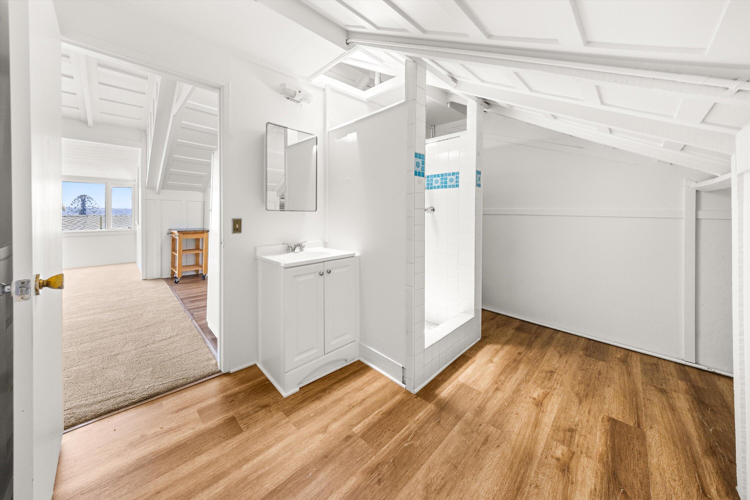 Santa Barbara, California 93103, United States, ,Residential,Active,175828