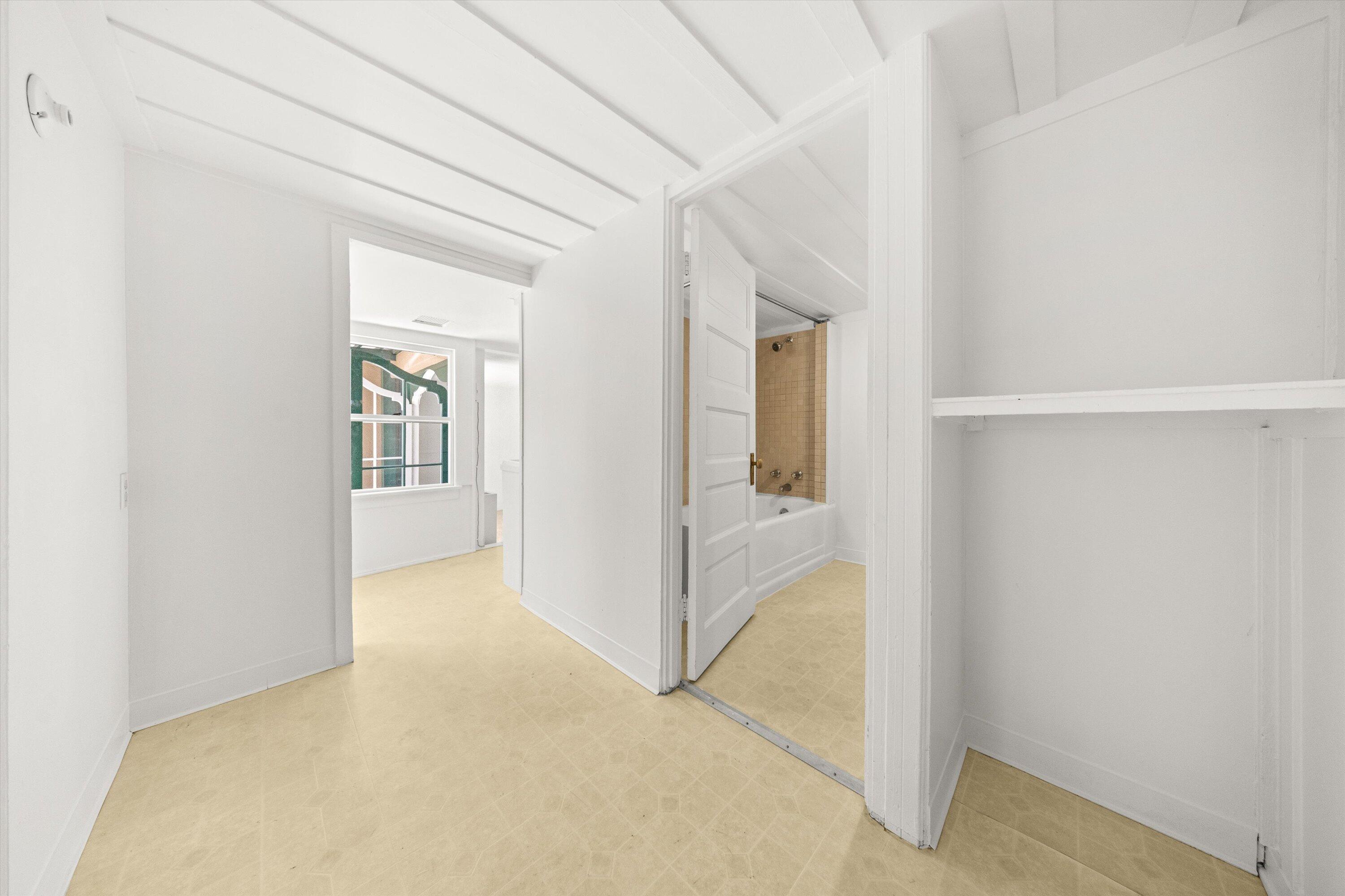 Santa Barbara, California 93103, United States, ,Residential,Active,175828