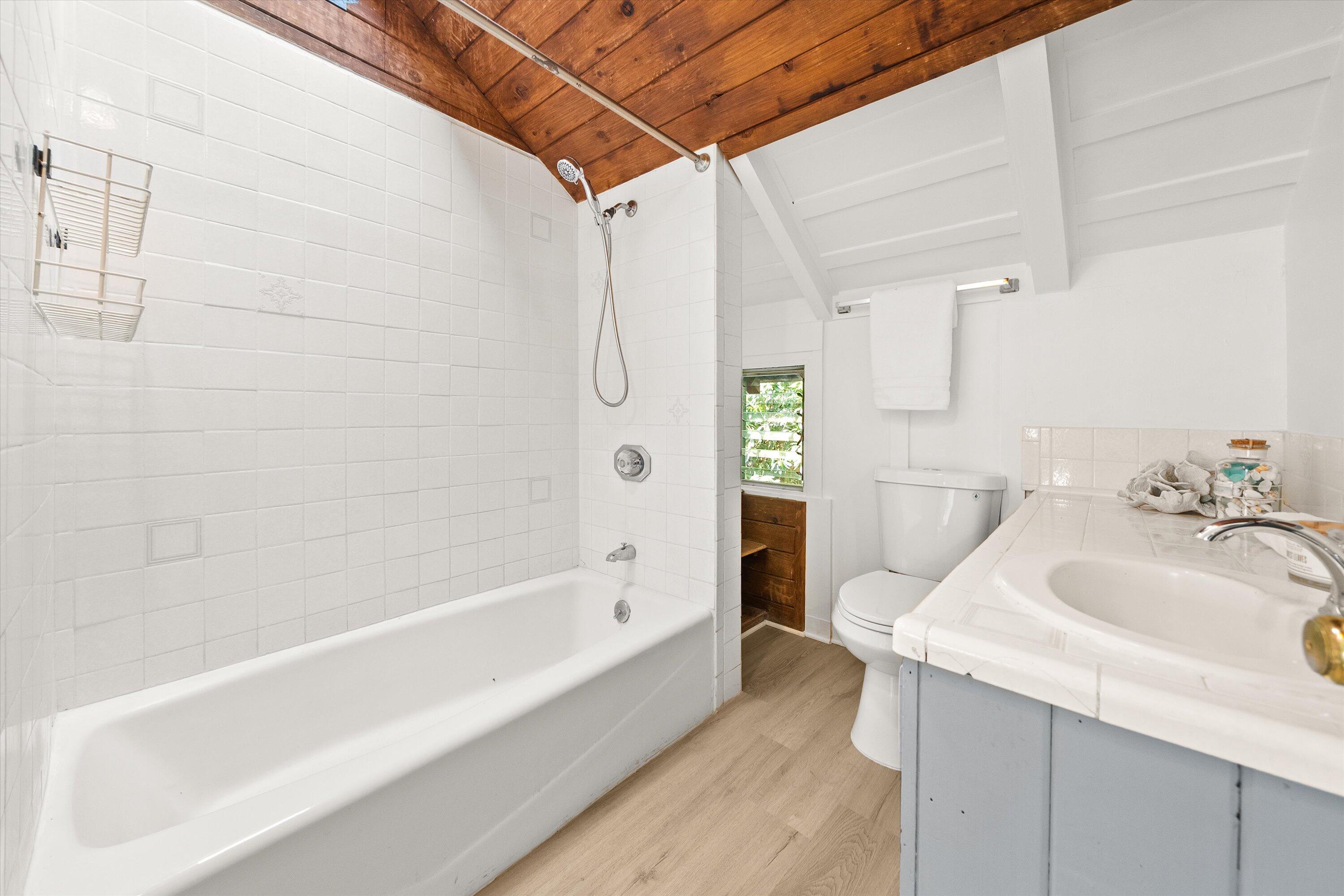 Santa Barbara, California 93103, United States, ,Residential,Active,175828