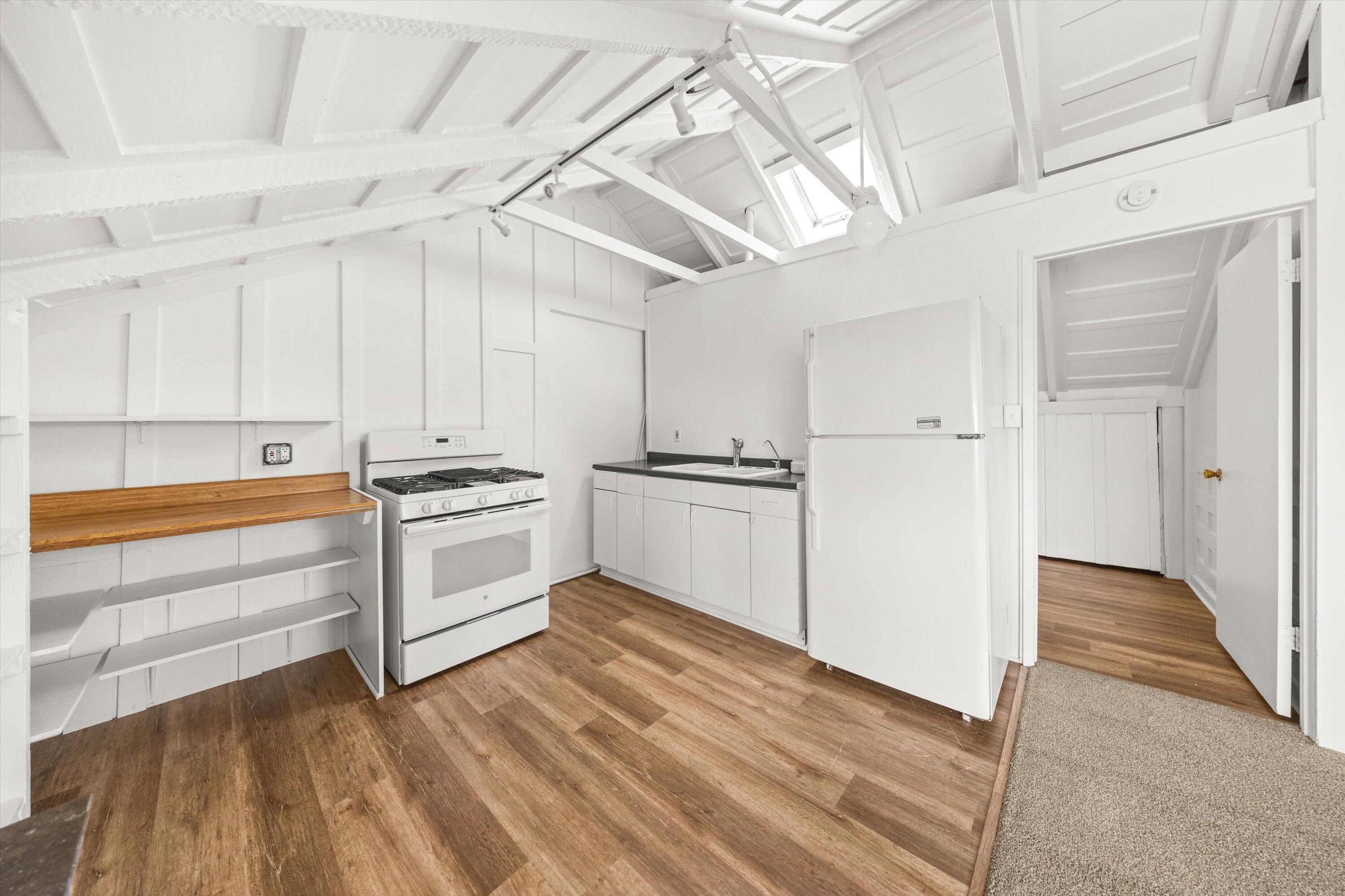 Santa Barbara, California 93103, United States, ,Residential,Active,175828