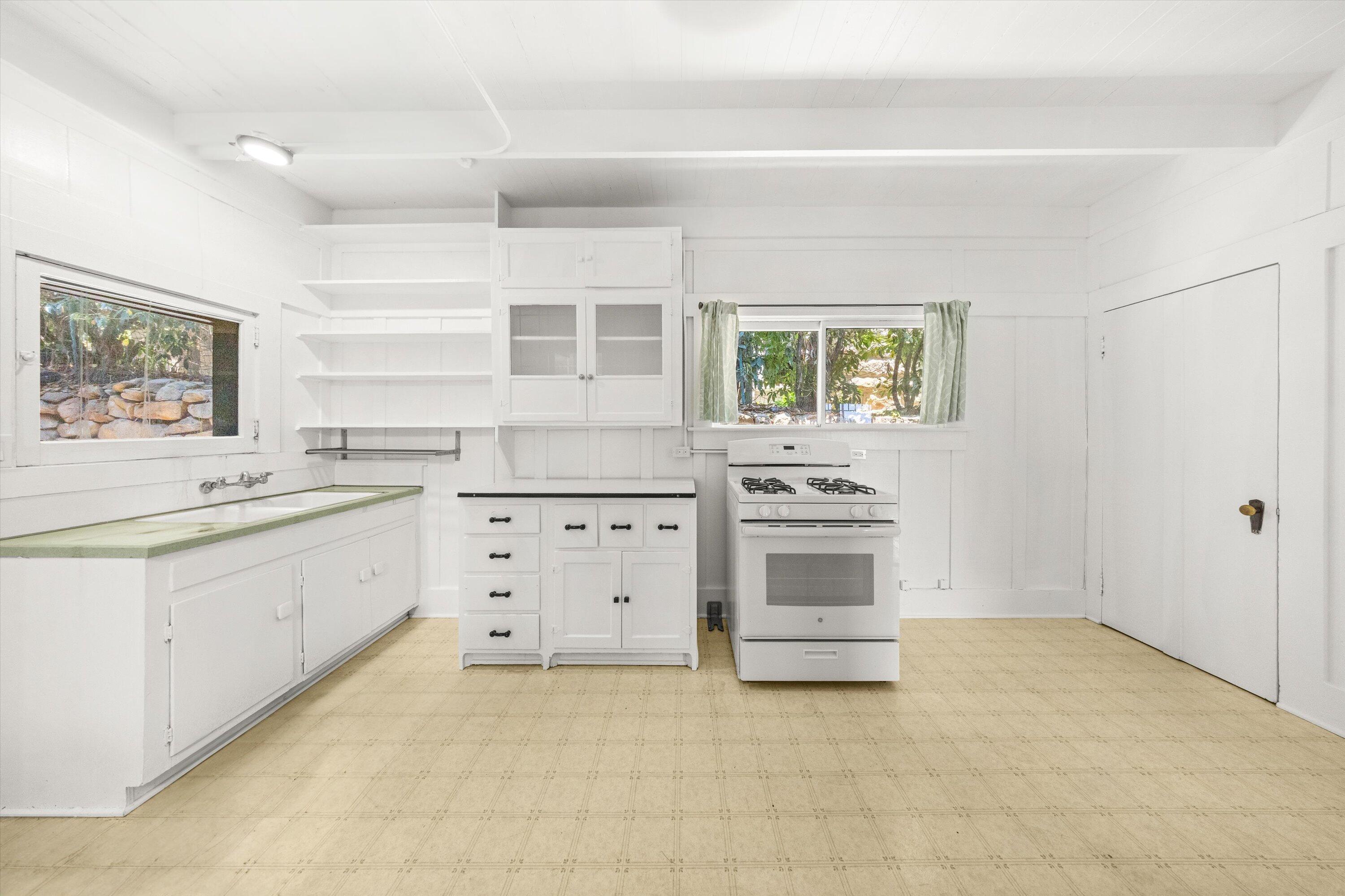 Santa Barbara, California 93103, United States, ,Residential,Active,175828