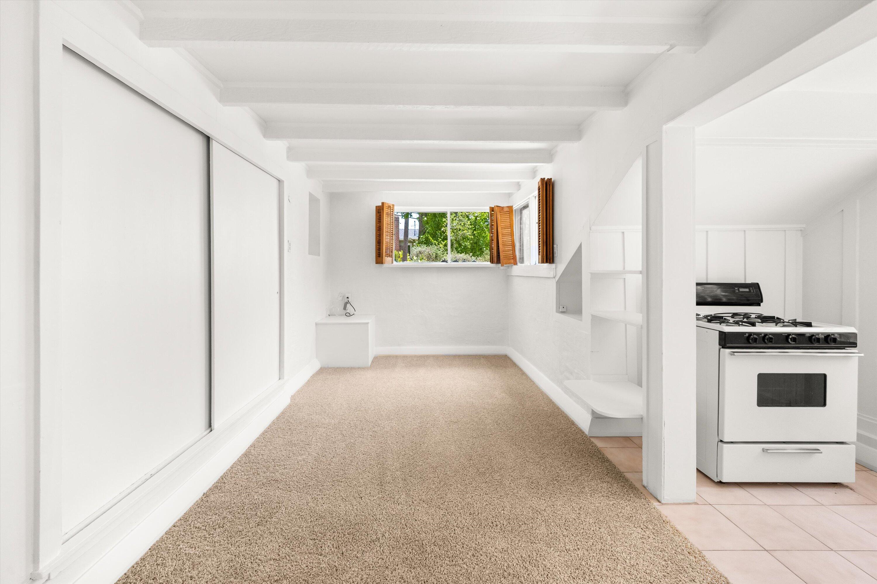 Santa Barbara, California 93103, United States, ,Residential,Active,175828