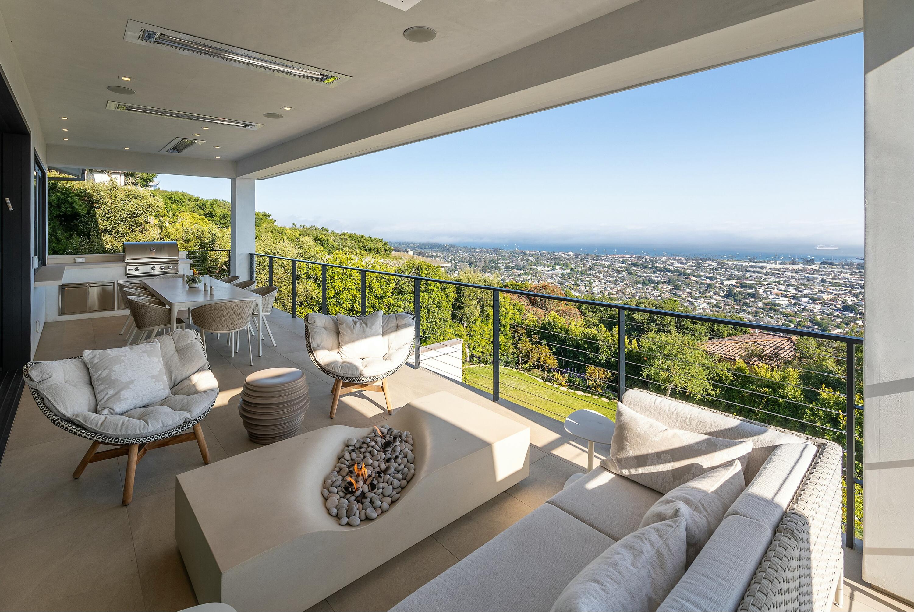 Santa Barbara, California 93103, United States, 4 Bedrooms Bedrooms, ,4 BathroomsBathrooms,Residential,Active,123197