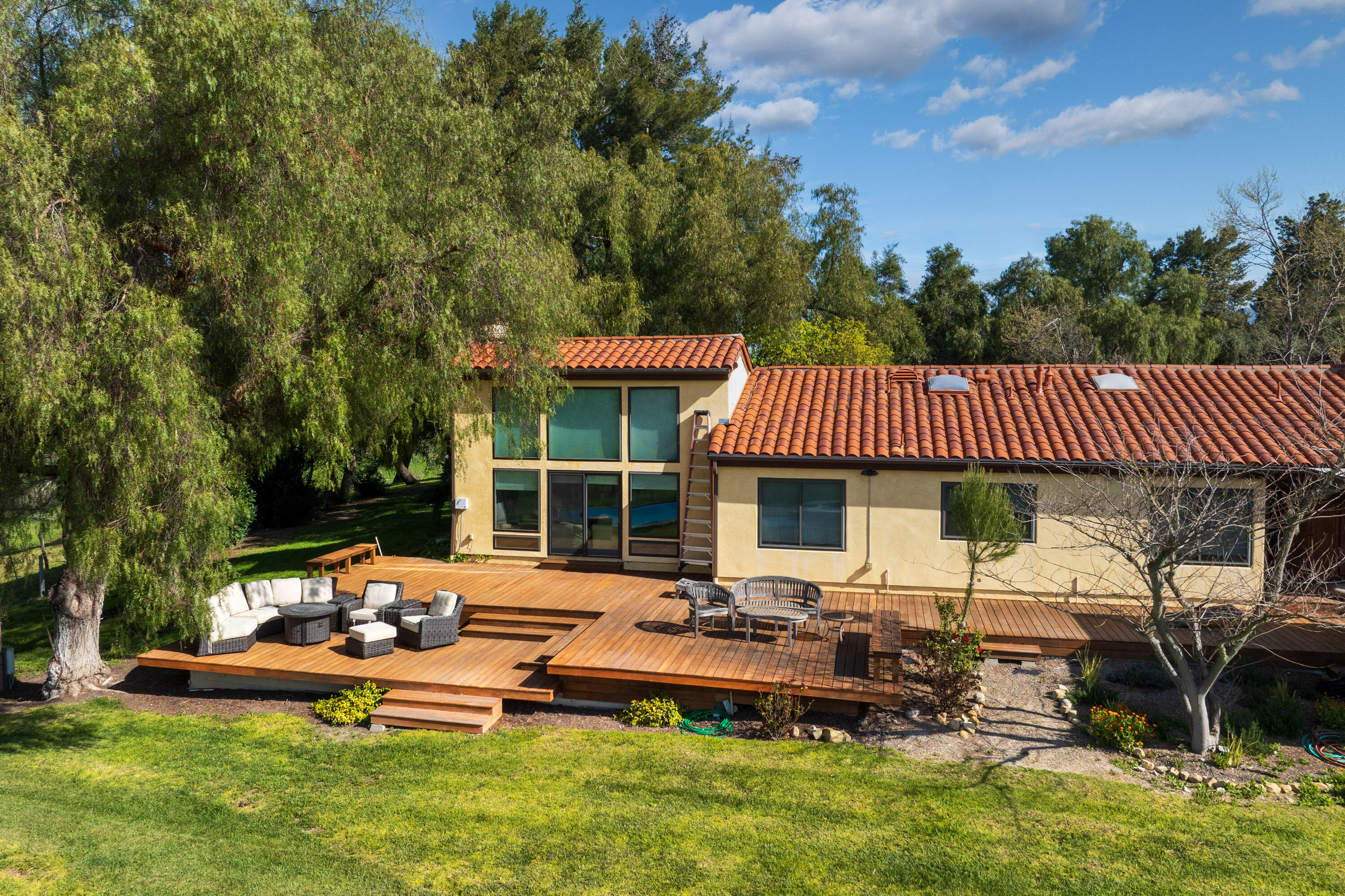 Solvang, California 93463, United States, 4 Bedrooms Bedrooms, ,3 BathroomsBathrooms,Residential,Active,91863