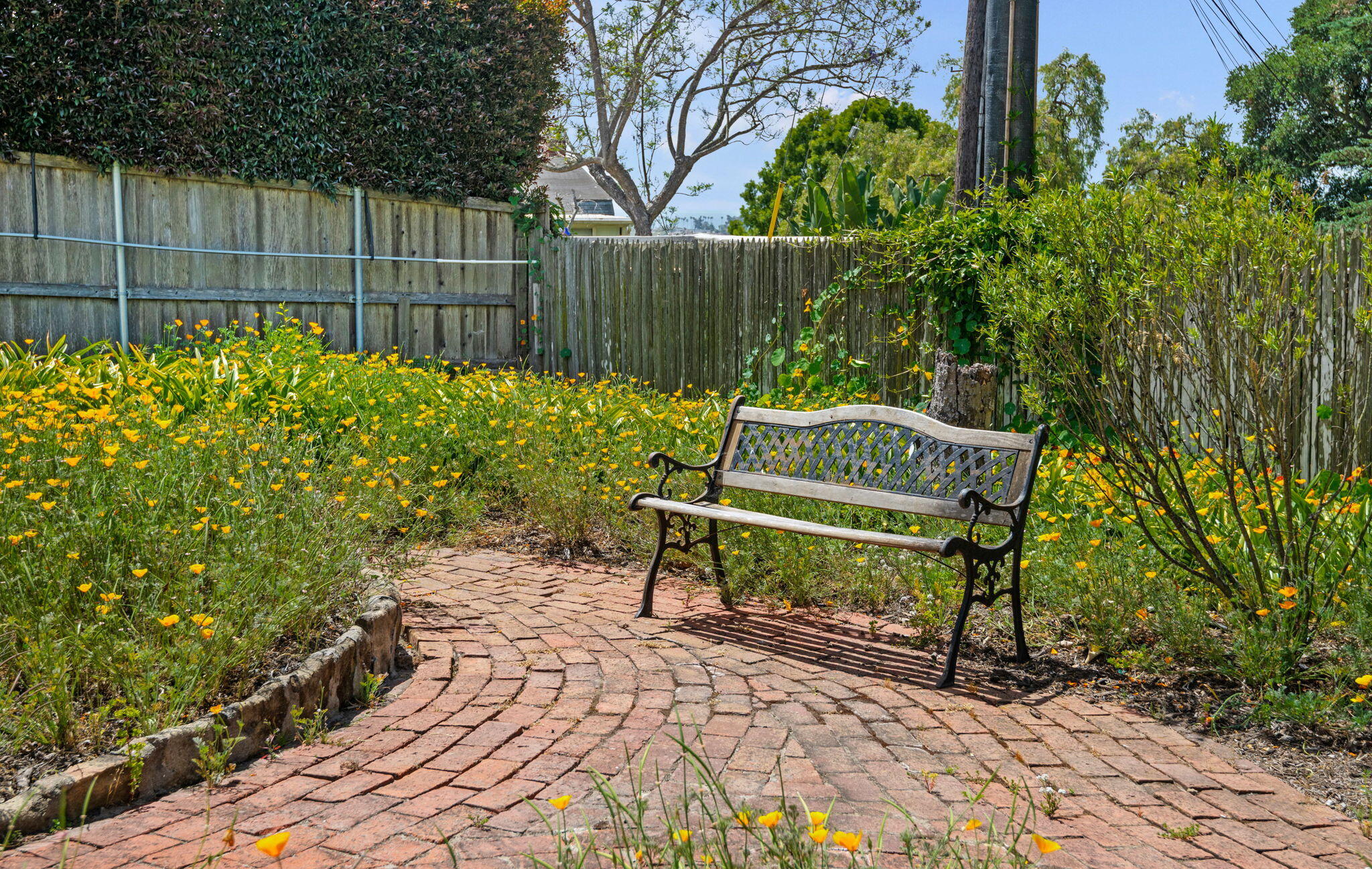 Santa Barbara, California 93103, United States, 5 Bedrooms Bedrooms, ,3 BathroomsBathrooms,Residential,Active,130328