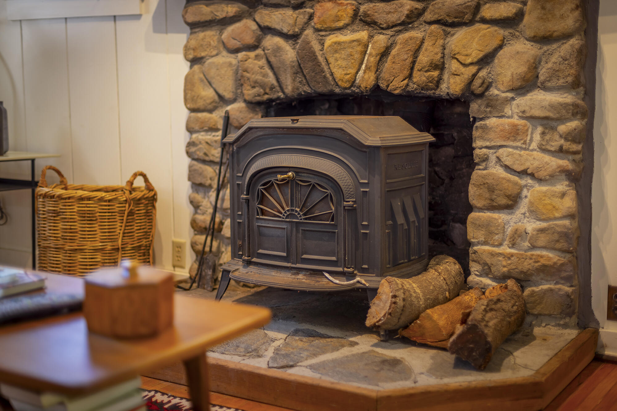 Ojai, California 93023, United States, 5 Bedrooms Bedrooms, ,3 BathroomsBathrooms,Residential,Active,14154