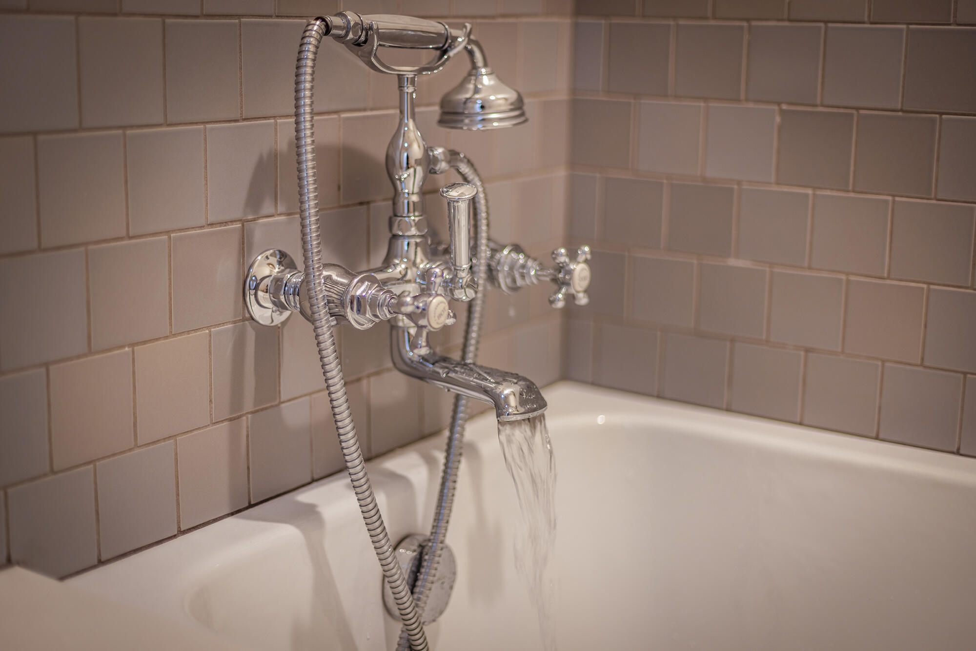 Ojai, California 93023, United States, 5 Bedrooms Bedrooms, ,3 BathroomsBathrooms,Residential,Active,14154