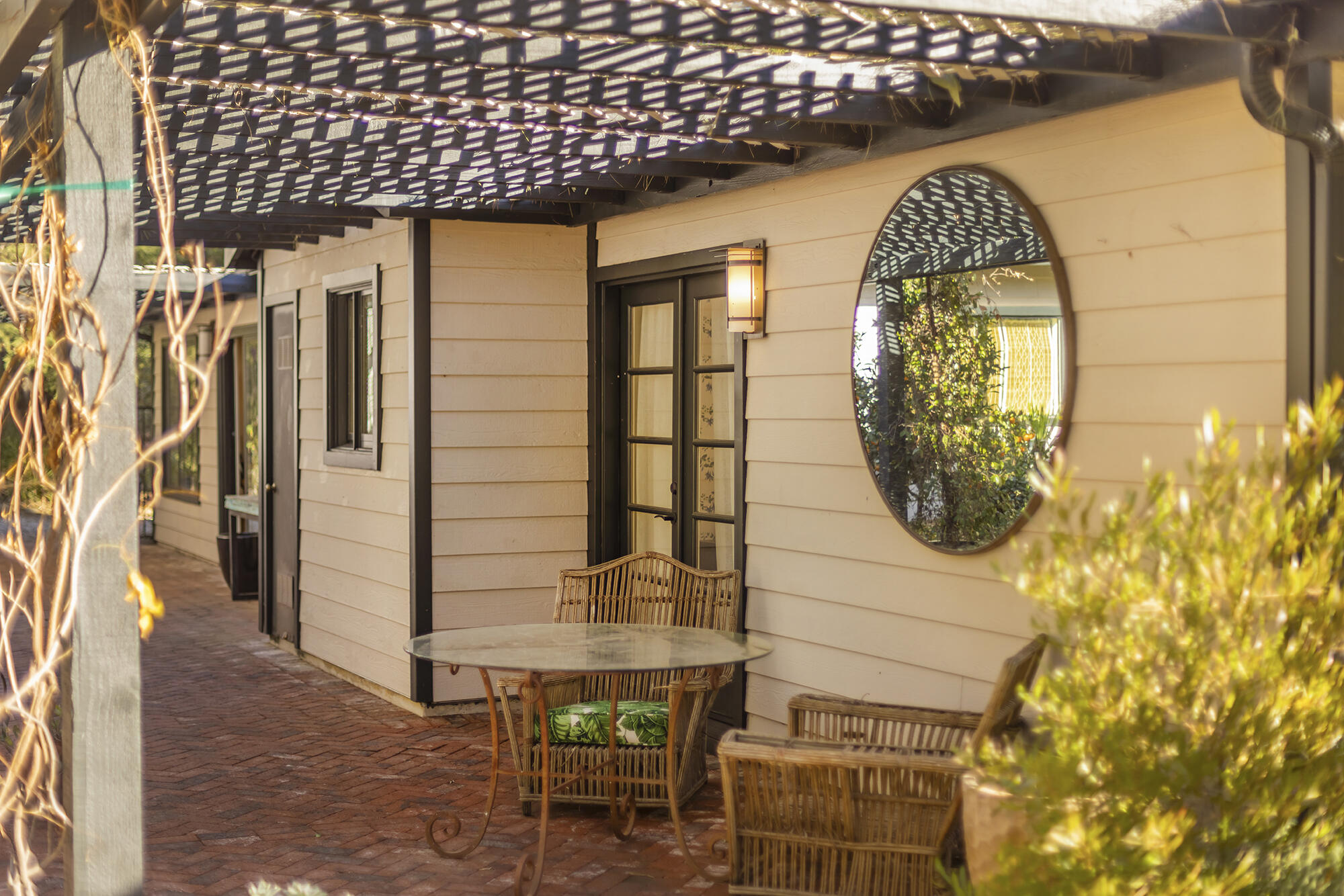 Ojai, California 93023, United States, 5 Bedrooms Bedrooms, ,3 BathroomsBathrooms,Residential,Active,14154