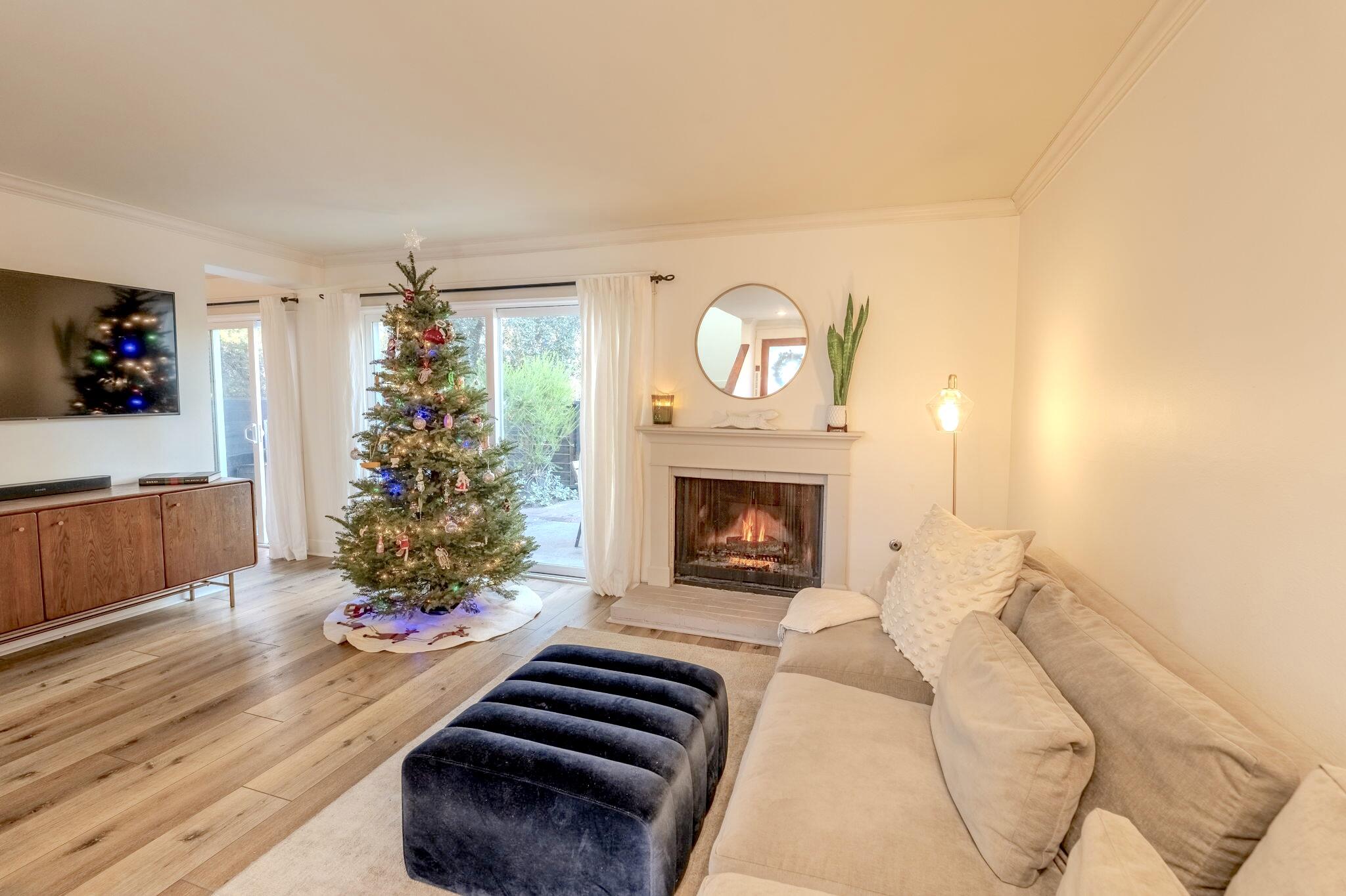 5087 Rhoads Avenue B