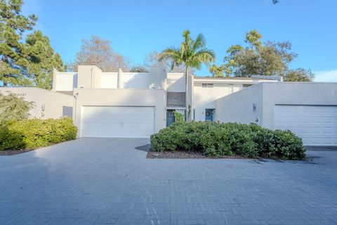 Photo of 5087 Rhoads Avenue #B, SANTA BARBARA, CA 93111 (MLS # 25-4401)