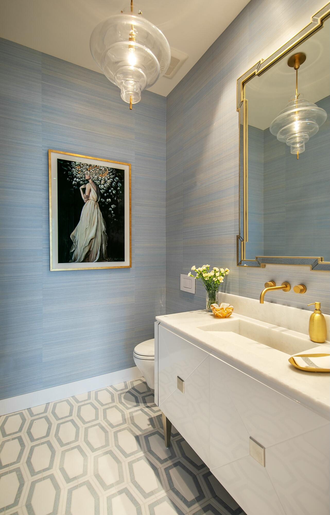 Santa Barbara, California 93103, United States, 4 Bedrooms Bedrooms, ,4 BathroomsBathrooms,Residential,Active,249319