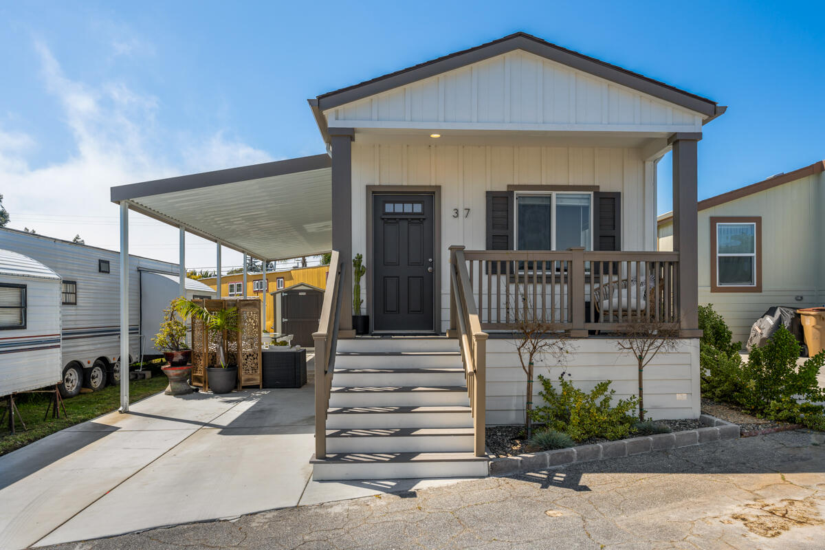 7368 Hollister Avenue Spc 37