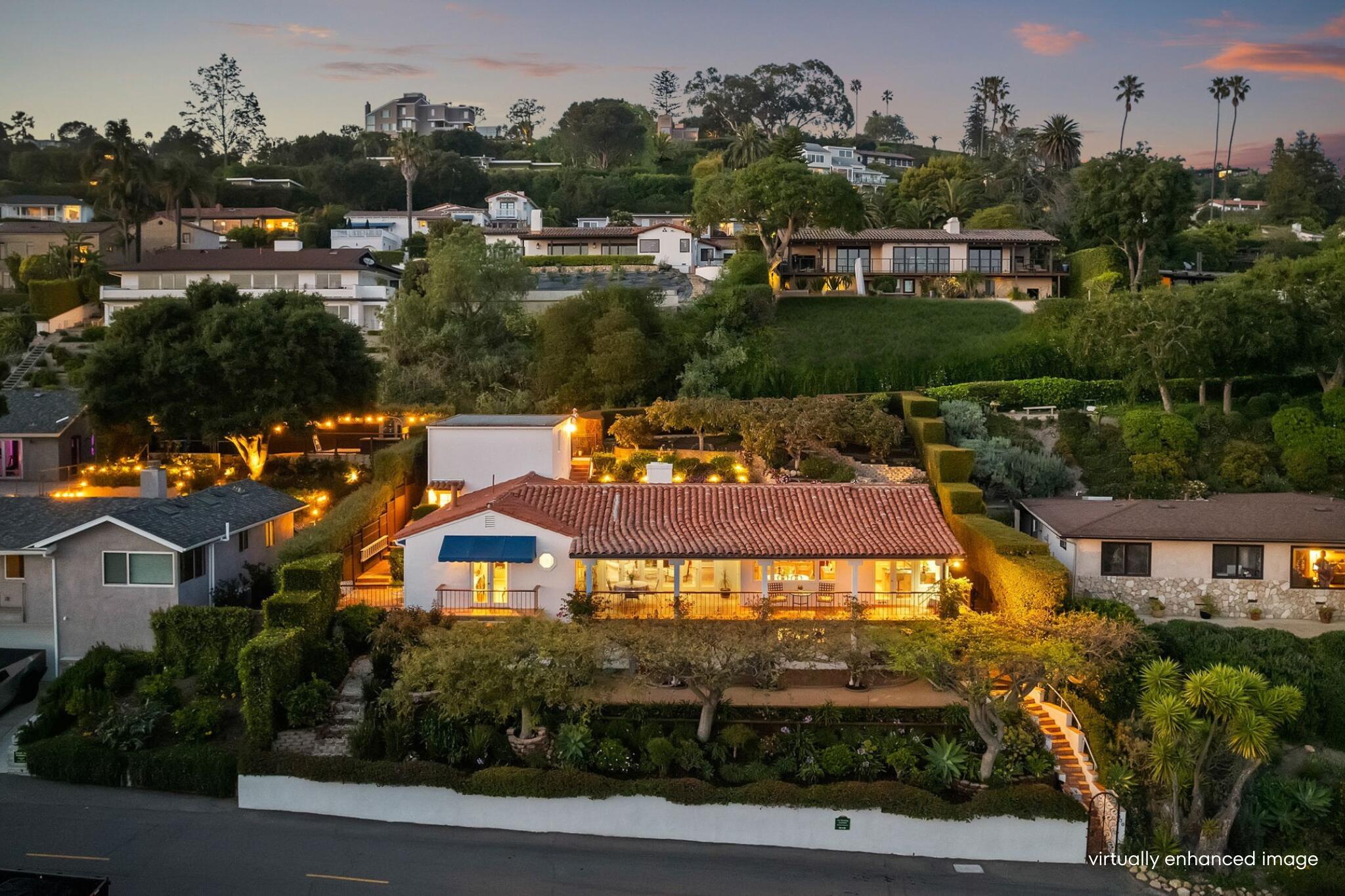 Santa Barbara, California 93103, United States, 4 Bedrooms Bedrooms, ,4 BathroomsBathrooms,Residential,Active,129417