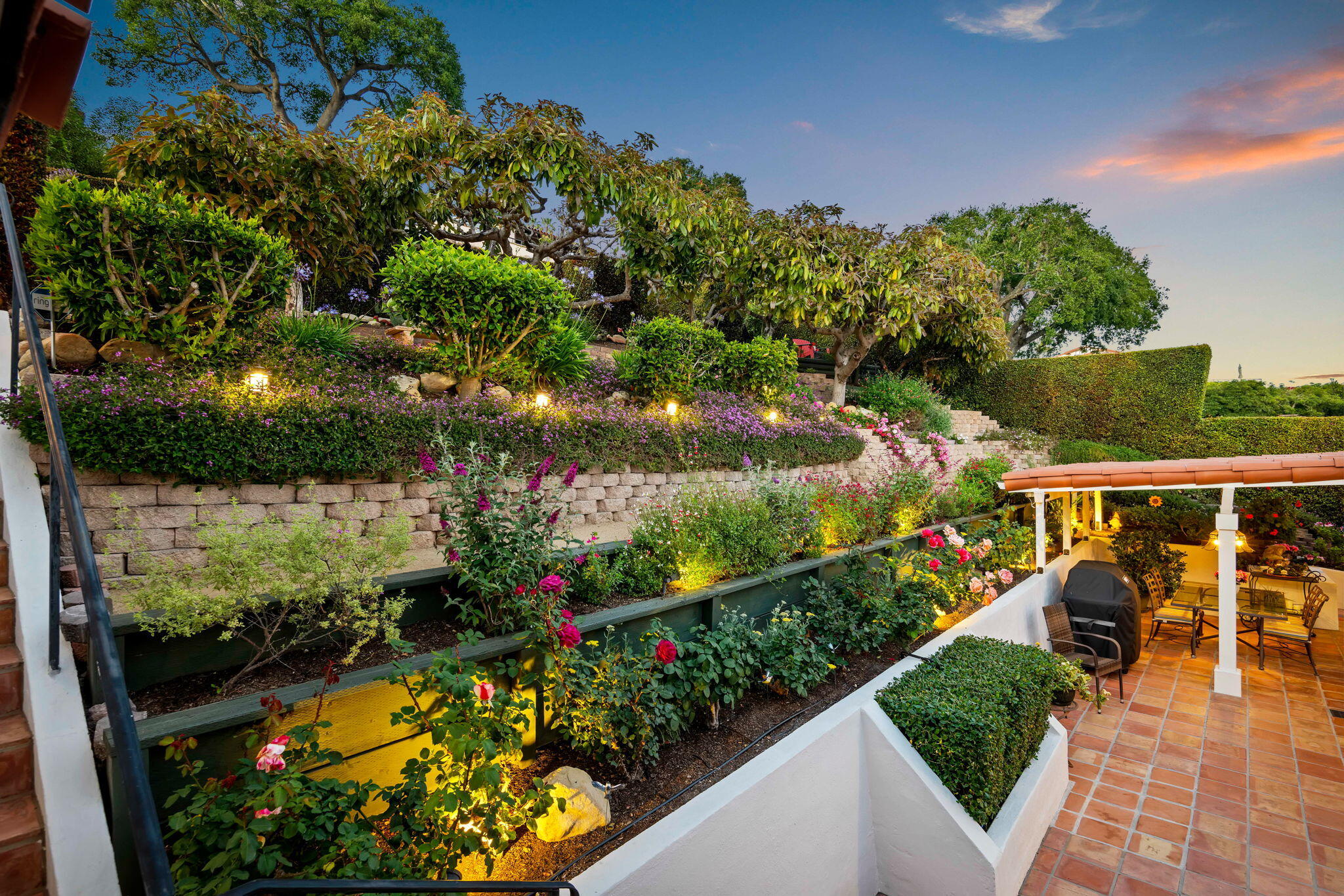 Santa Barbara, California 93103, United States, 4 Bedrooms Bedrooms, ,4 BathroomsBathrooms,Residential,Active,129417