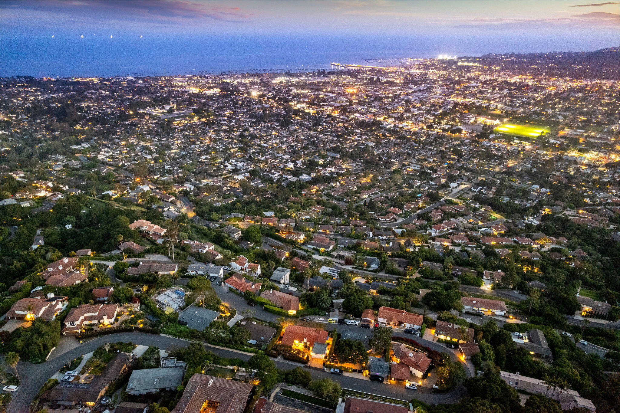 Santa Barbara, California 93103, United States, 4 Bedrooms Bedrooms, ,4 BathroomsBathrooms,Residential,Active,129417