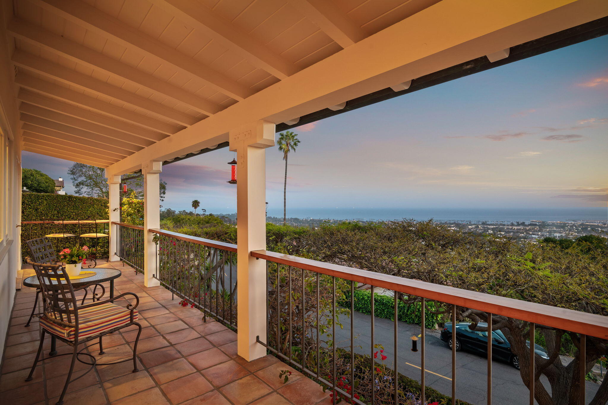 Santa Barbara, California 93103, United States, 4 Bedrooms Bedrooms, ,4 BathroomsBathrooms,Residential,Active,129417