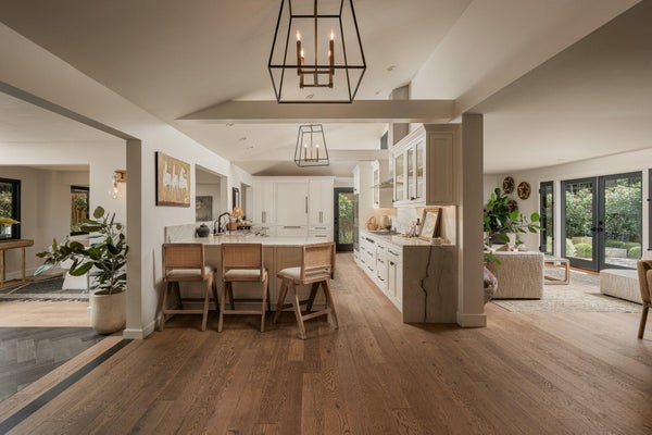 135 POMAR LN, SANTA BARBARA, CA 93108 - Image 52bef76db94760a94b185dfa41eaeb2c/2596420690