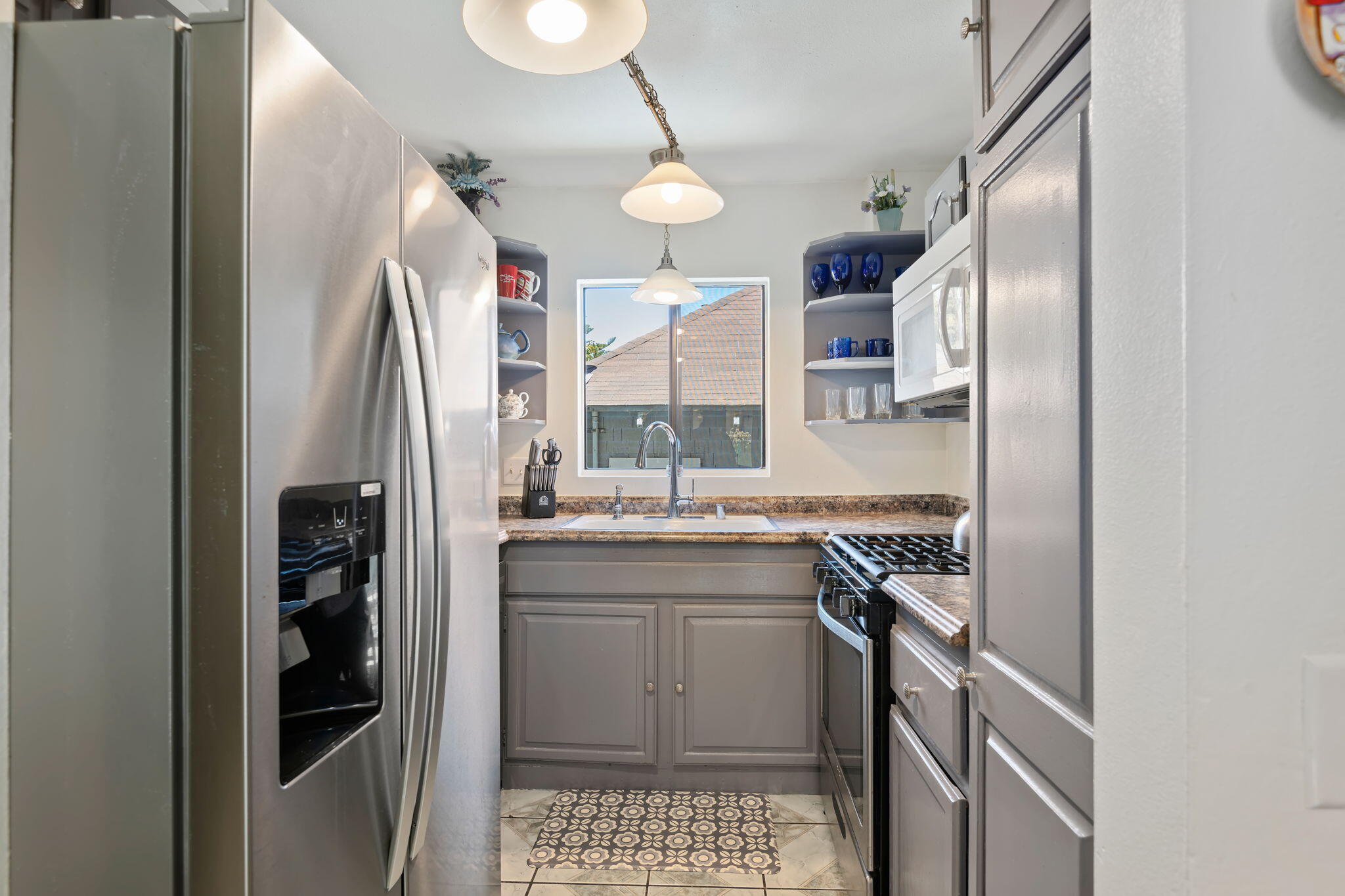 Oxnard, California 93030, United States, 2 Bedrooms Bedrooms, ,2 BathroomsBathrooms,Residential,Active,119938