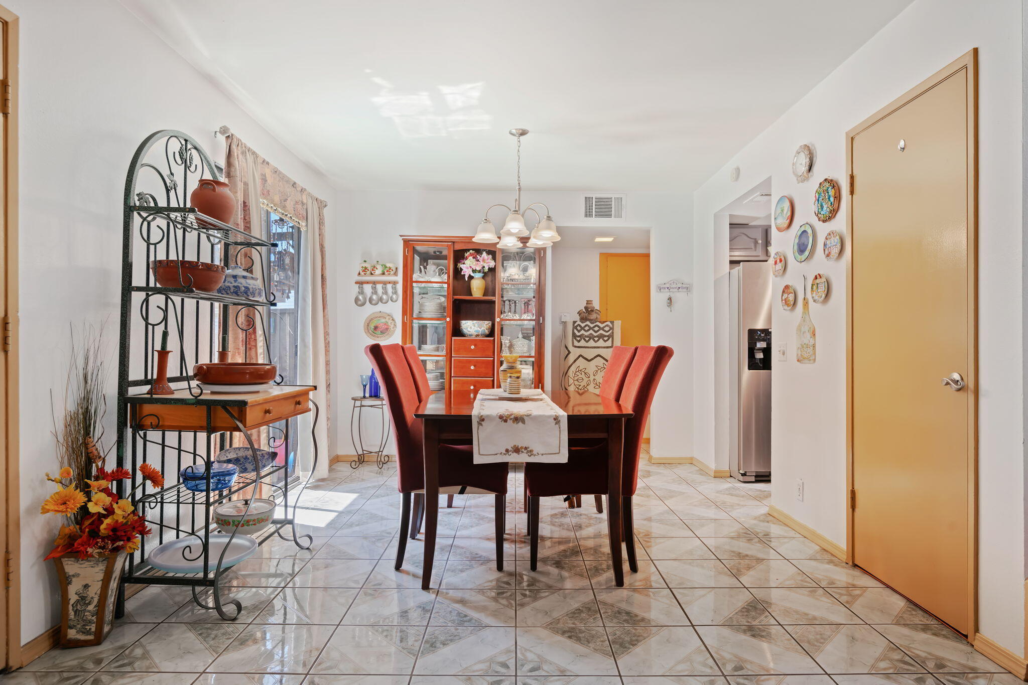 Oxnard, California 93030, United States, 2 Bedrooms Bedrooms, ,2 BathroomsBathrooms,Residential,Active,119938