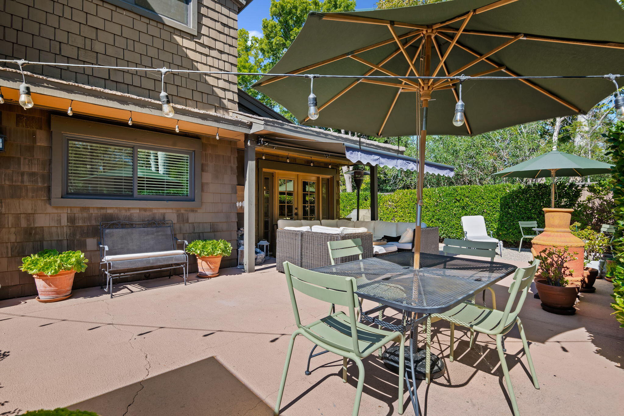 Santa Barbara, California 93111, United States, 4 Bedrooms Bedrooms, ,3 BathroomsBathrooms,Residential,Coming Soon,230461