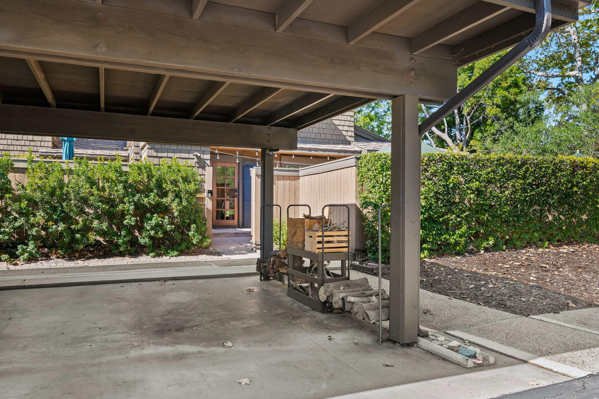 Santa Barbara, California 93111, United States, 4 Bedrooms Bedrooms, ,3 BathroomsBathrooms,Residential,Coming Soon,230461