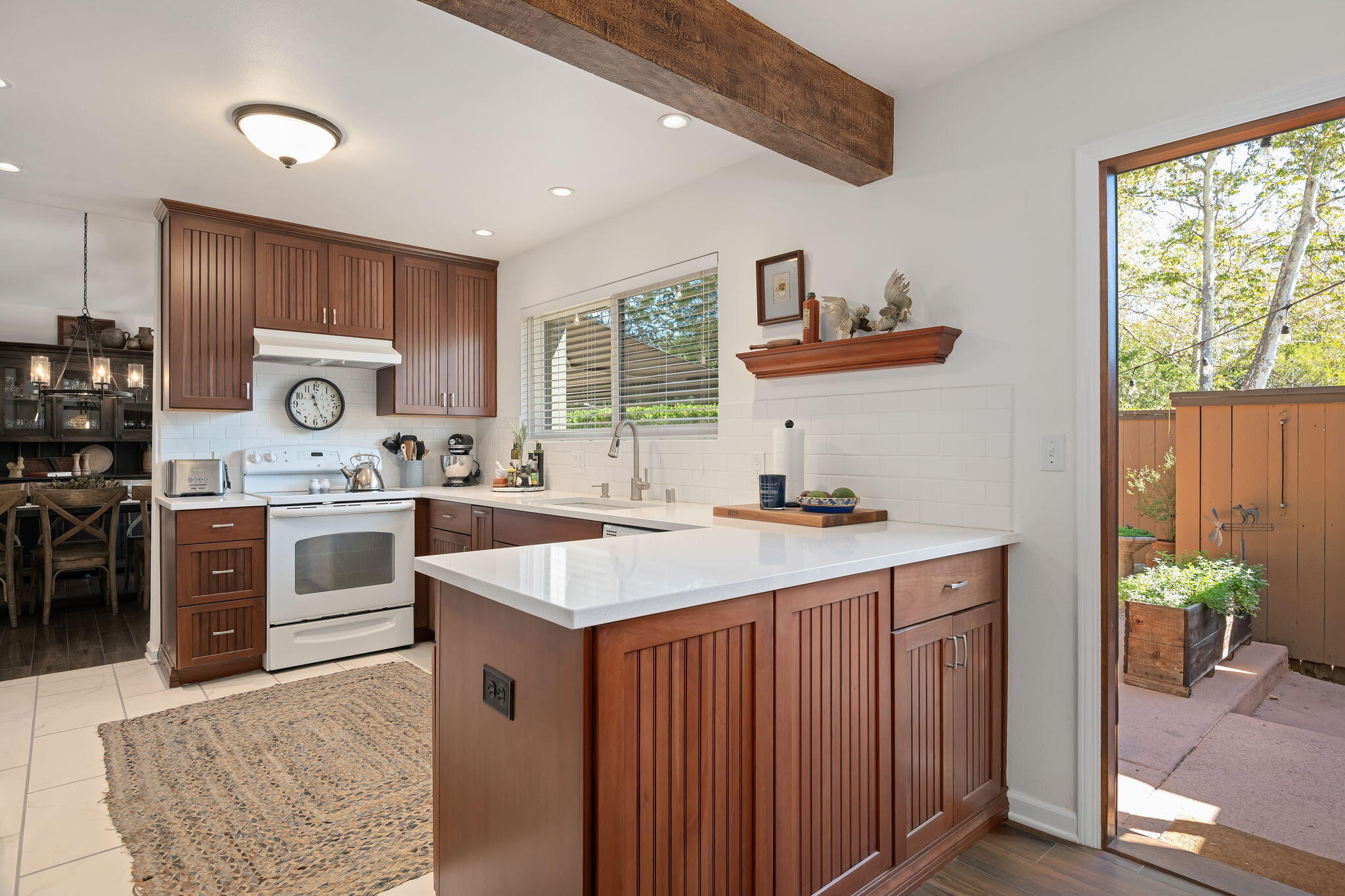 Santa Barbara, California 93111, United States, 4 Bedrooms Bedrooms, ,3 BathroomsBathrooms,Residential,Coming Soon,230461