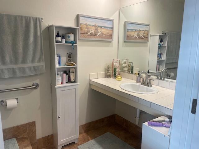 Carpinteria, California 93013, United States, ,1 BathroomBathrooms,Residential,Active,175568