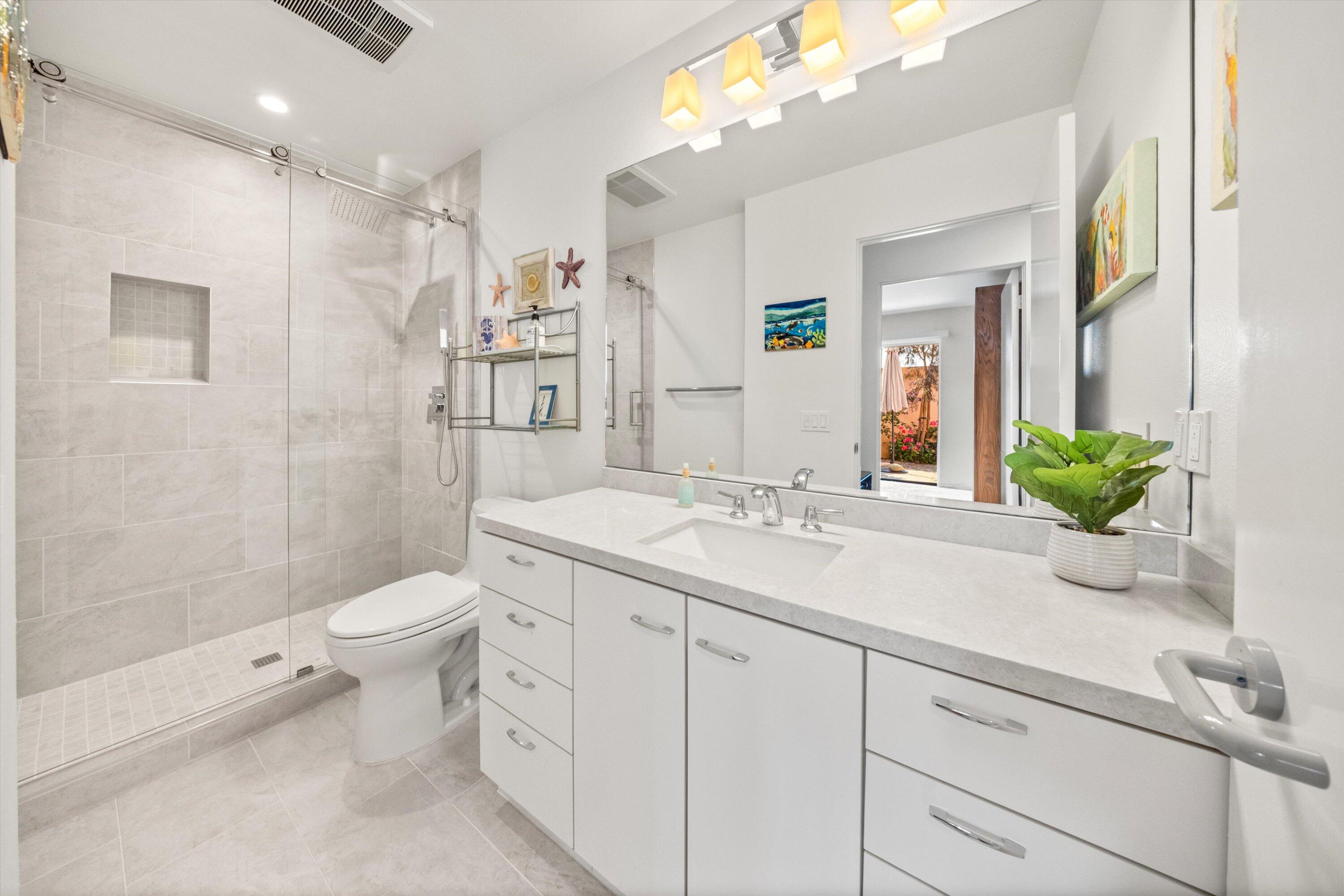 Carpinteria, California 93013, United States, 3 Bedrooms Bedrooms, ,3 BathroomsBathrooms,Residential,Pending,189460