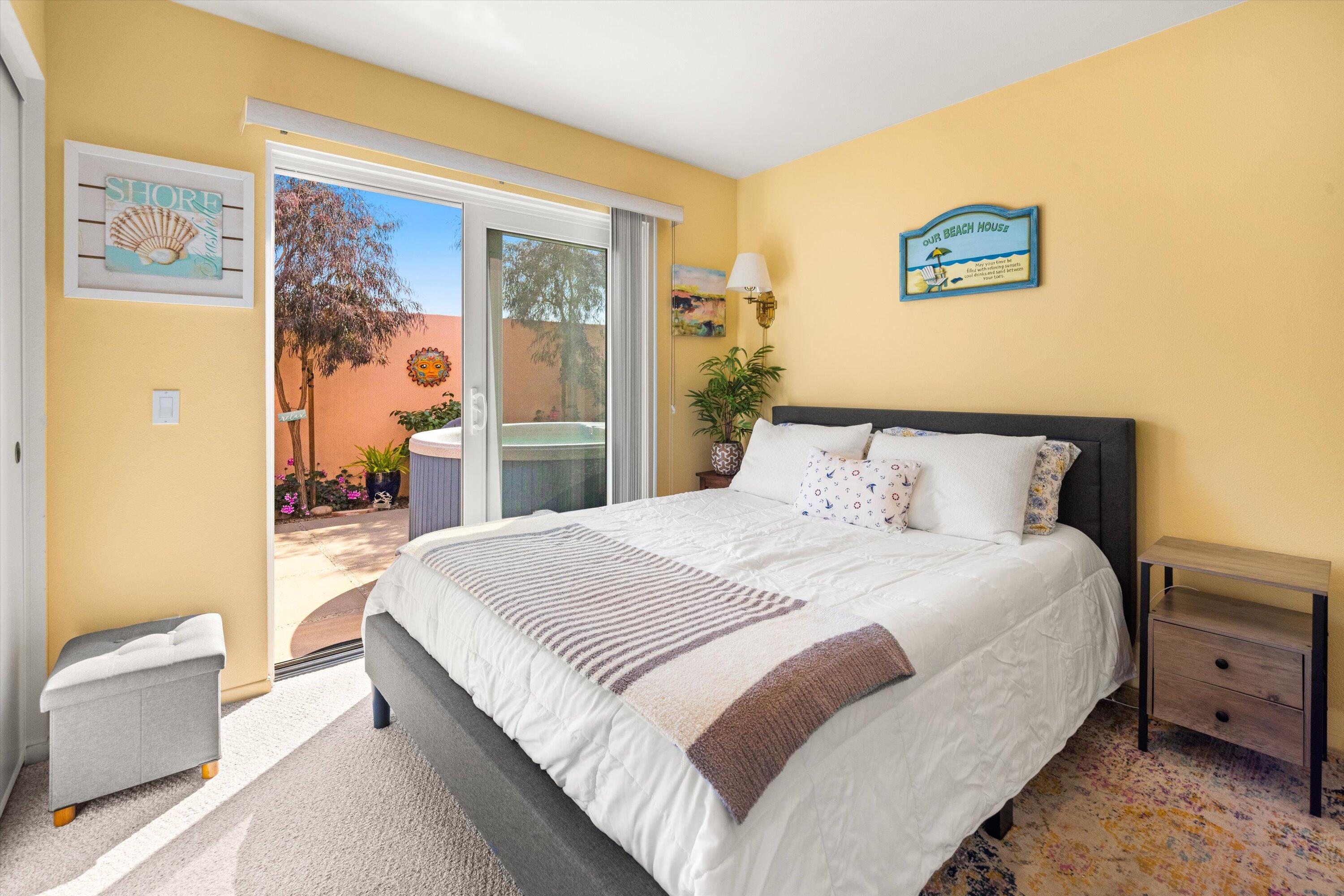 Carpinteria, California 93013, United States, 3 Bedrooms Bedrooms, ,3 BathroomsBathrooms,Residential,Pending,189460