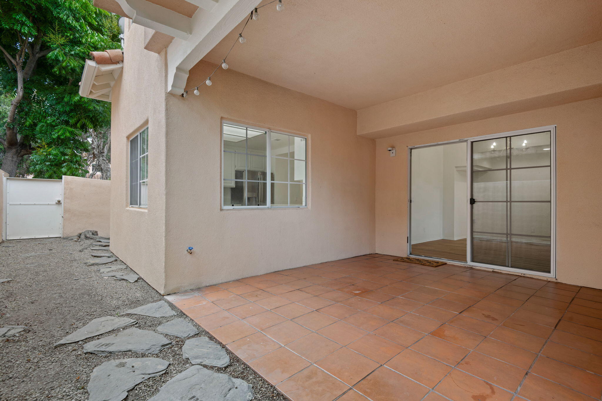 Goleta, California 93117, United States, 3 Bedrooms Bedrooms, ,3 BathroomsBathrooms,Residential,Active,192957
