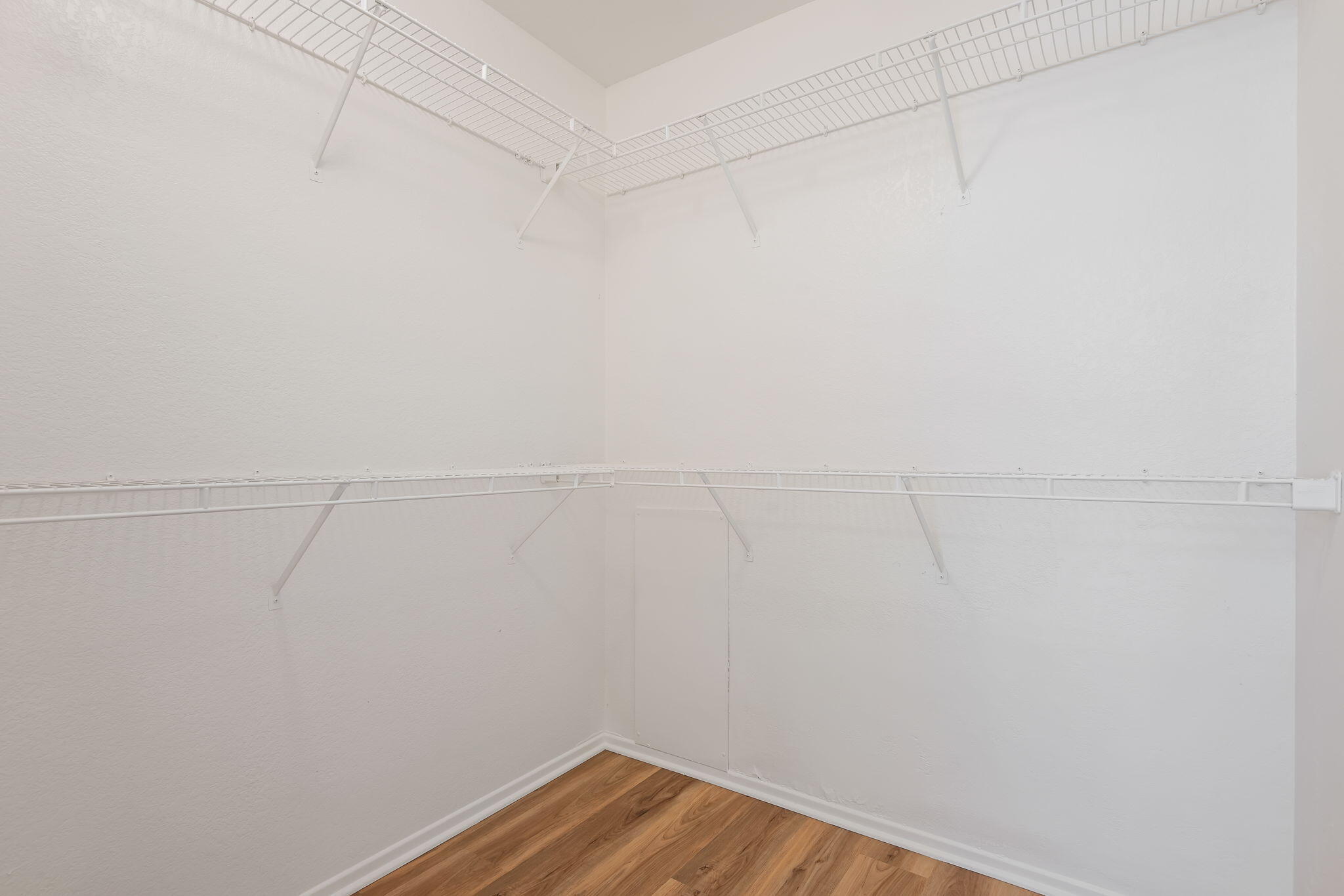 Goleta, California 93117, United States, 3 Bedrooms Bedrooms, ,3 BathroomsBathrooms,Residential,Active,192957