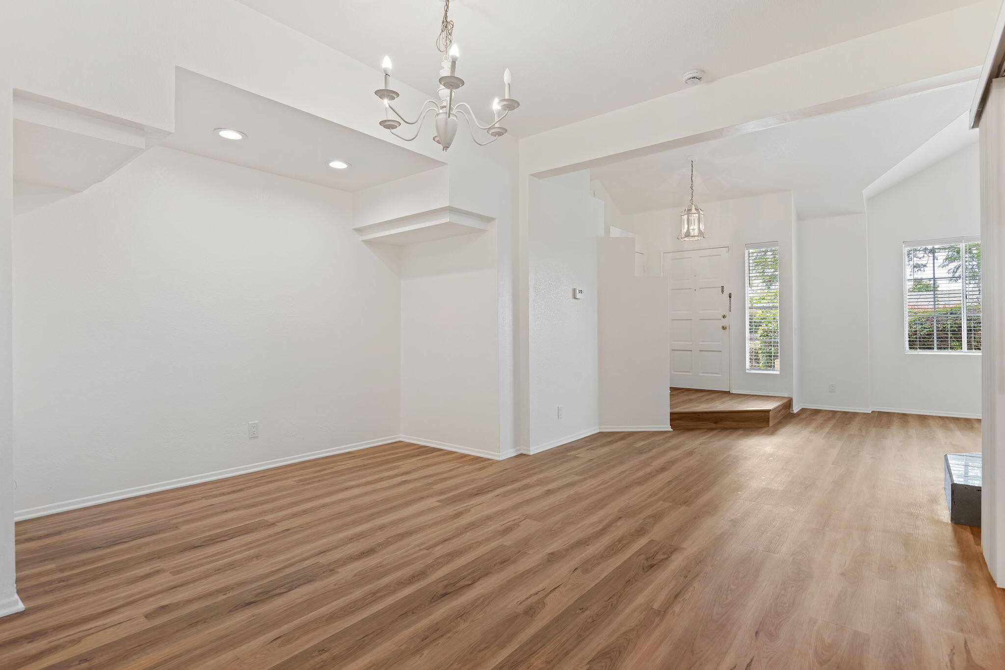 Goleta, California 93117, United States, 3 Bedrooms Bedrooms, ,3 BathroomsBathrooms,Residential,Active,192957